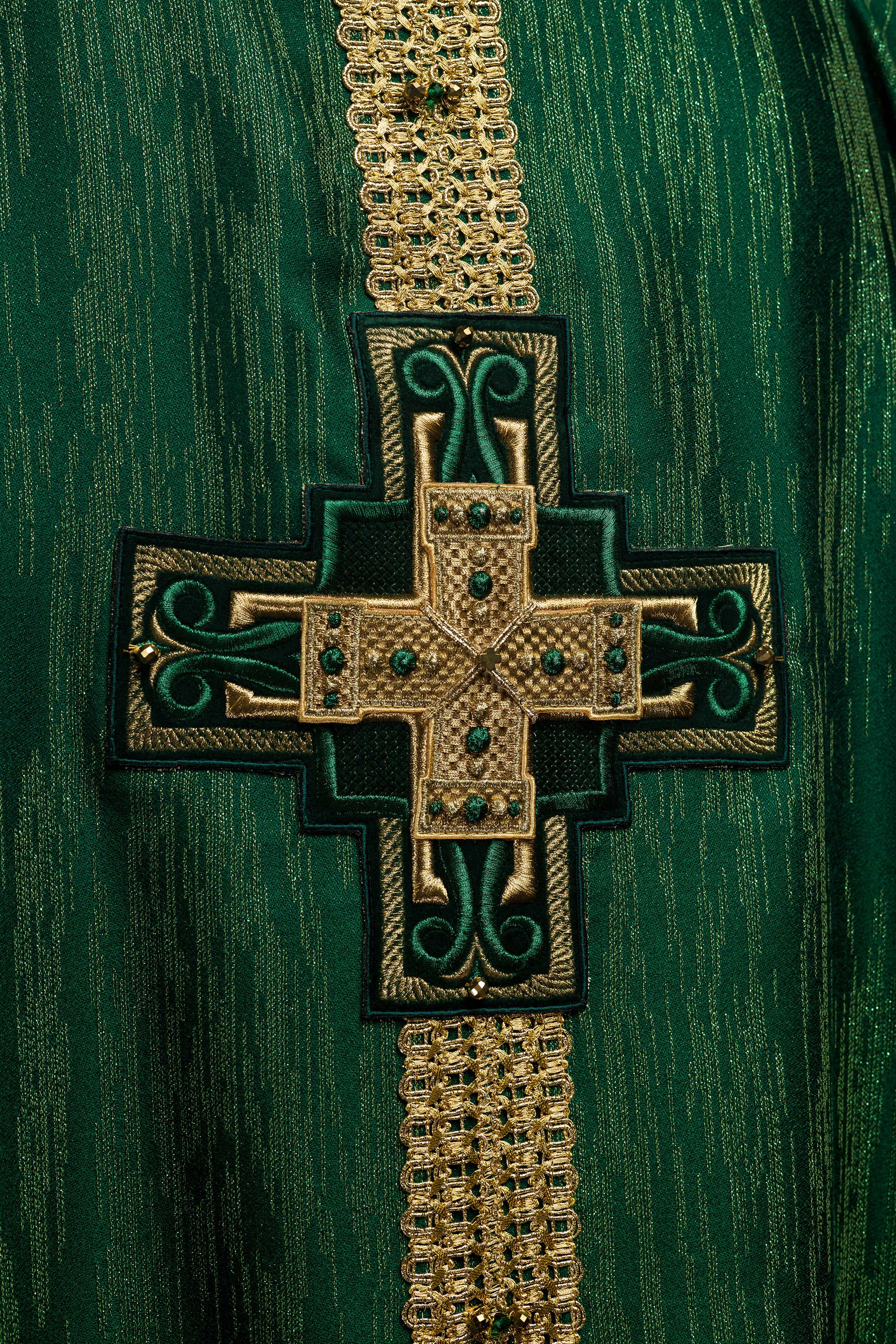 Casula verde Handmade 7015 com pedras naturais