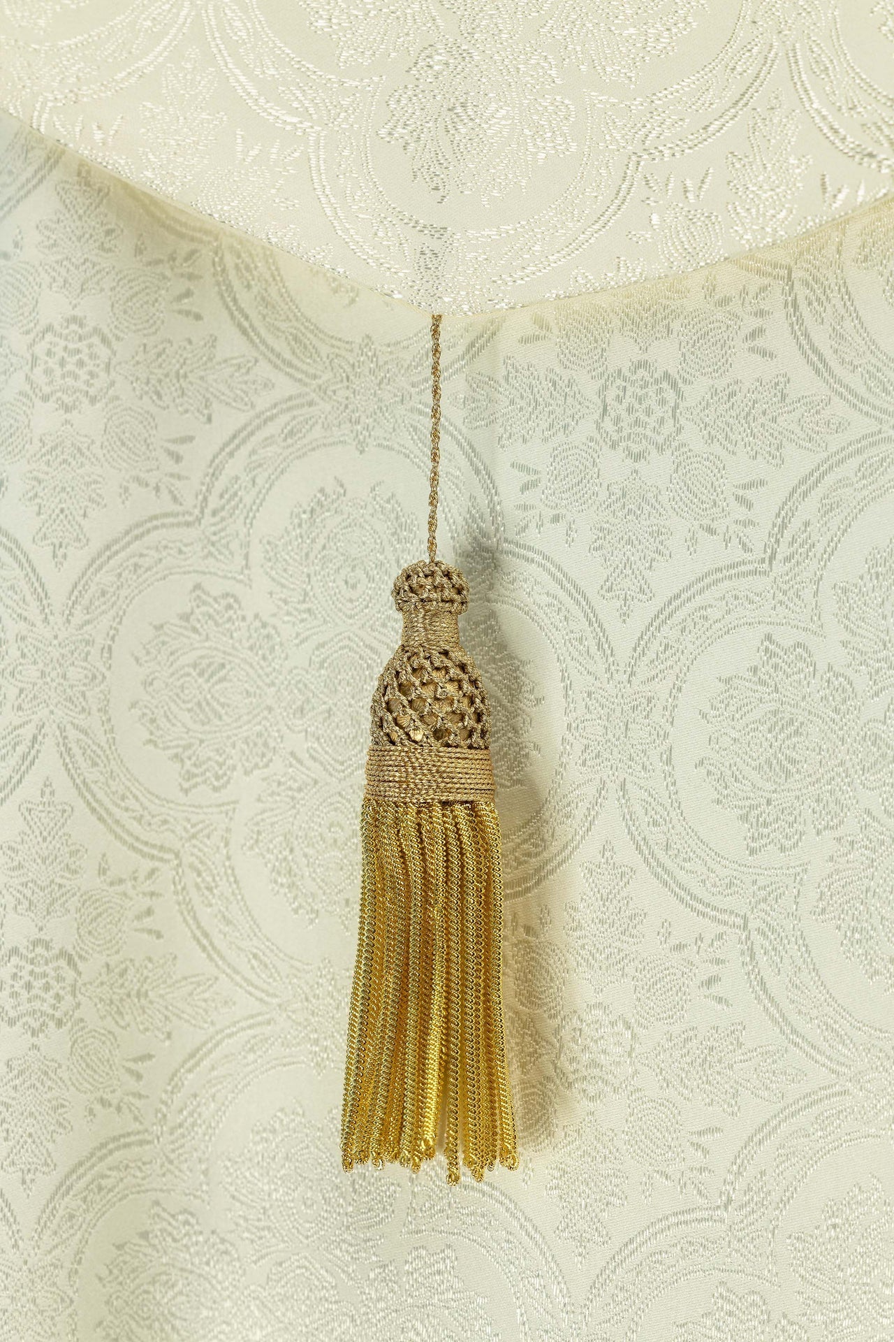 Capa de asperges litúrgica jacquard creme