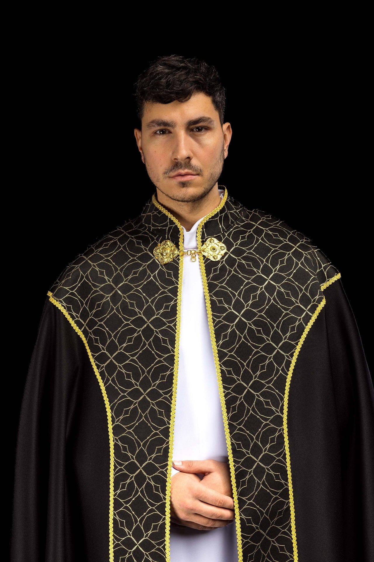 Capa de asperges preta decorada com tecido jacquard