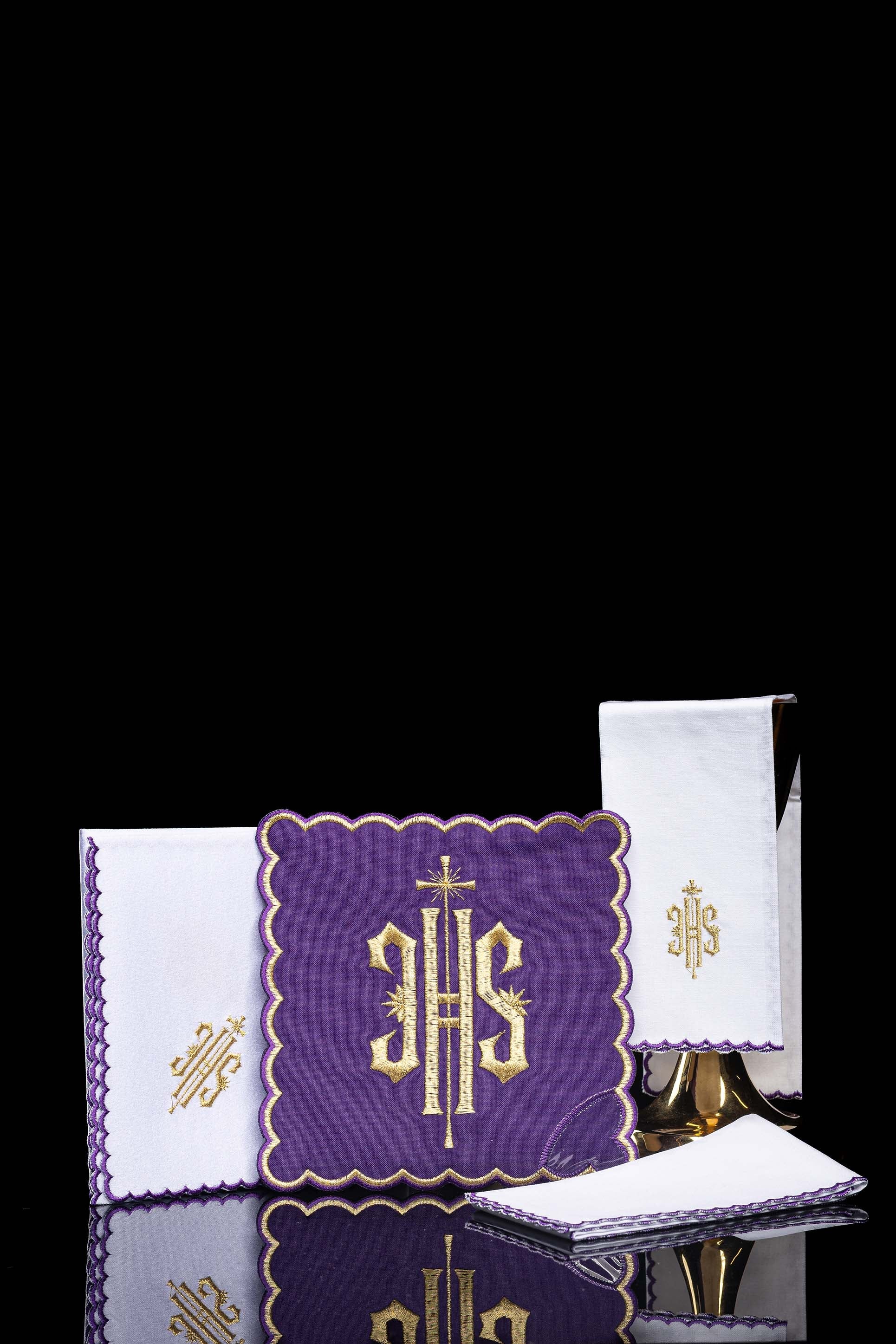 Conjunto de alfaias litúrgicas bordado IHS roxo