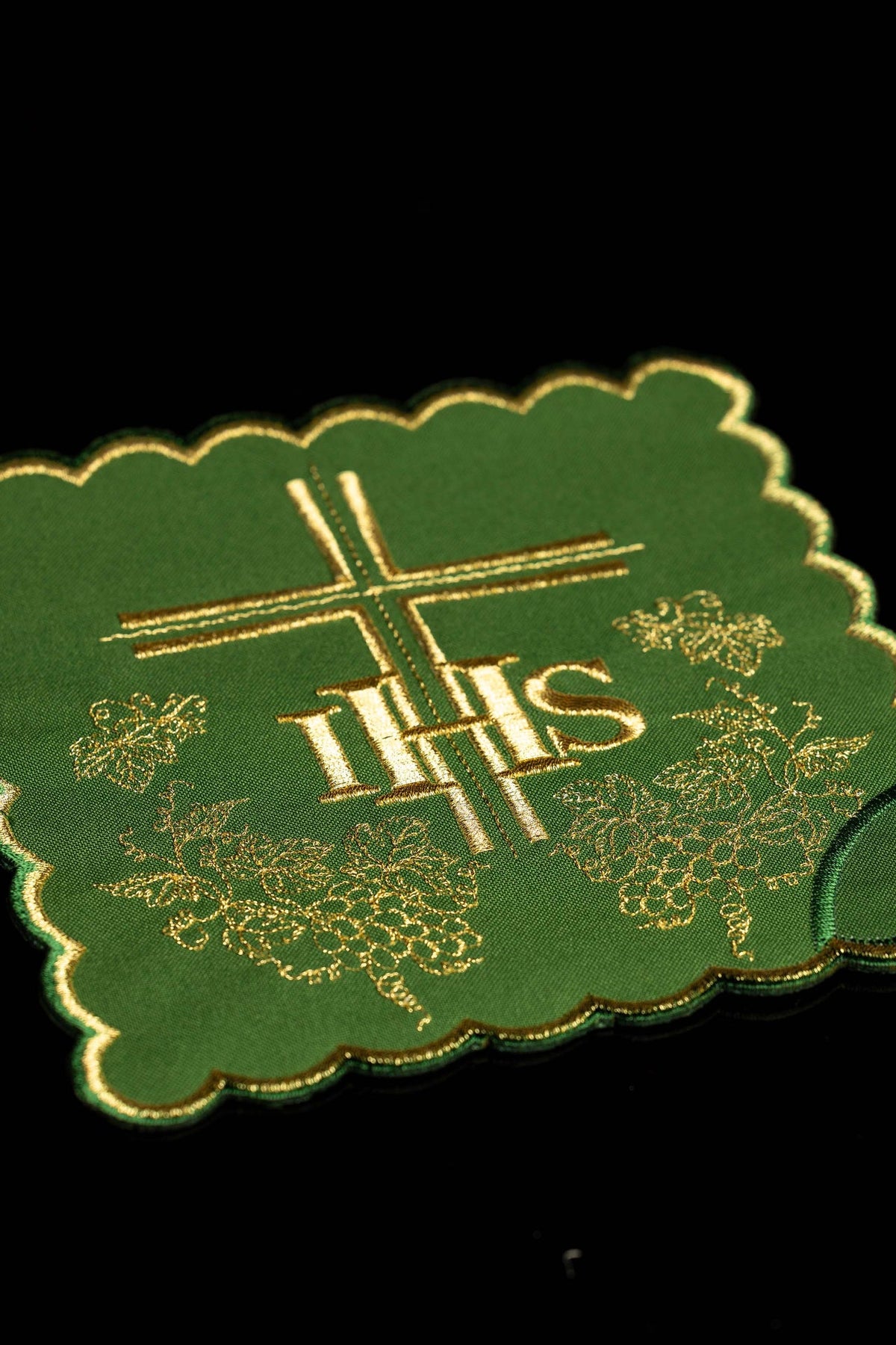 Conjunto de palas litúrgicas com símbolo IHS em quatro cores