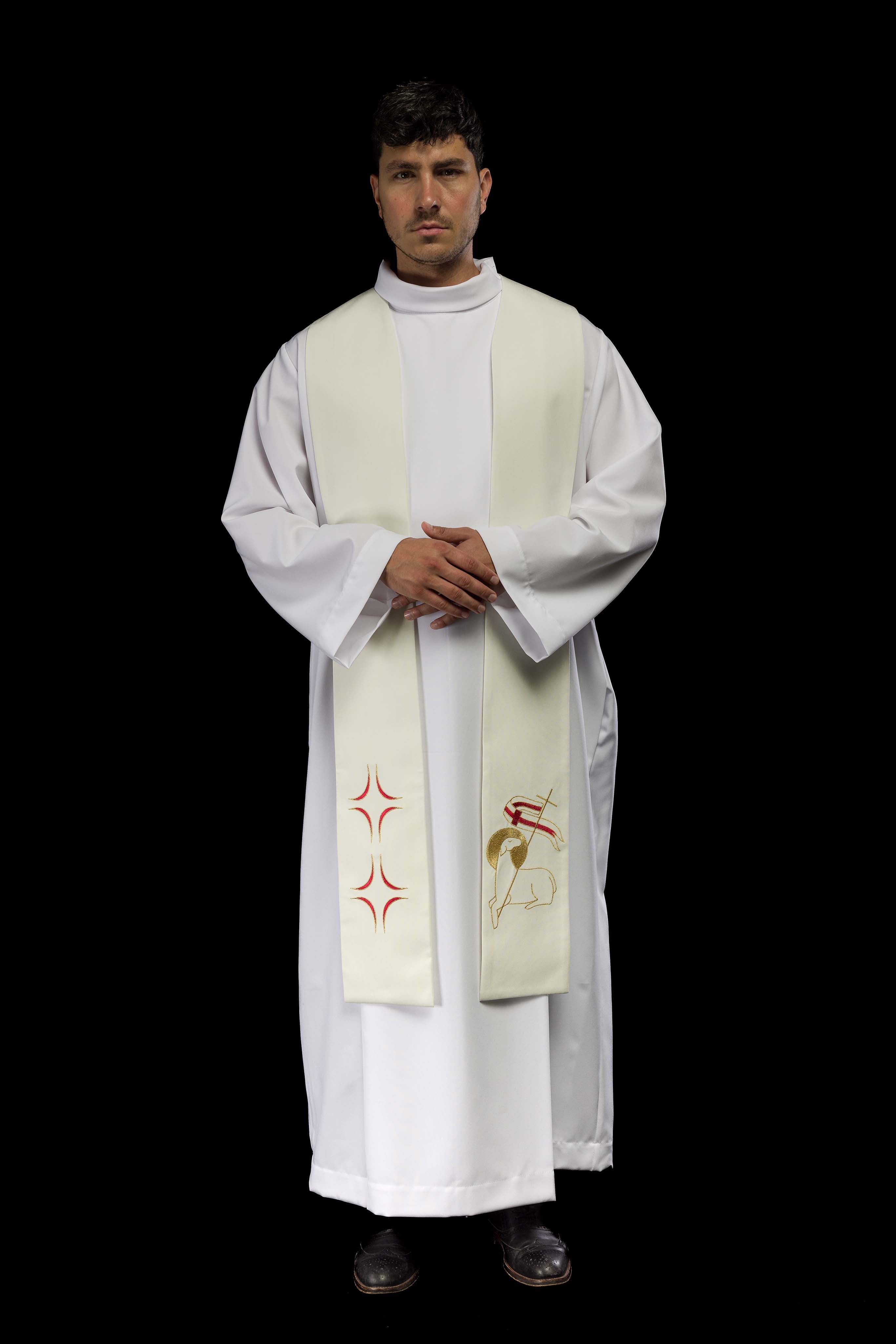 Estola sacerdotal creme com bordado de Cruz e Cordeiro