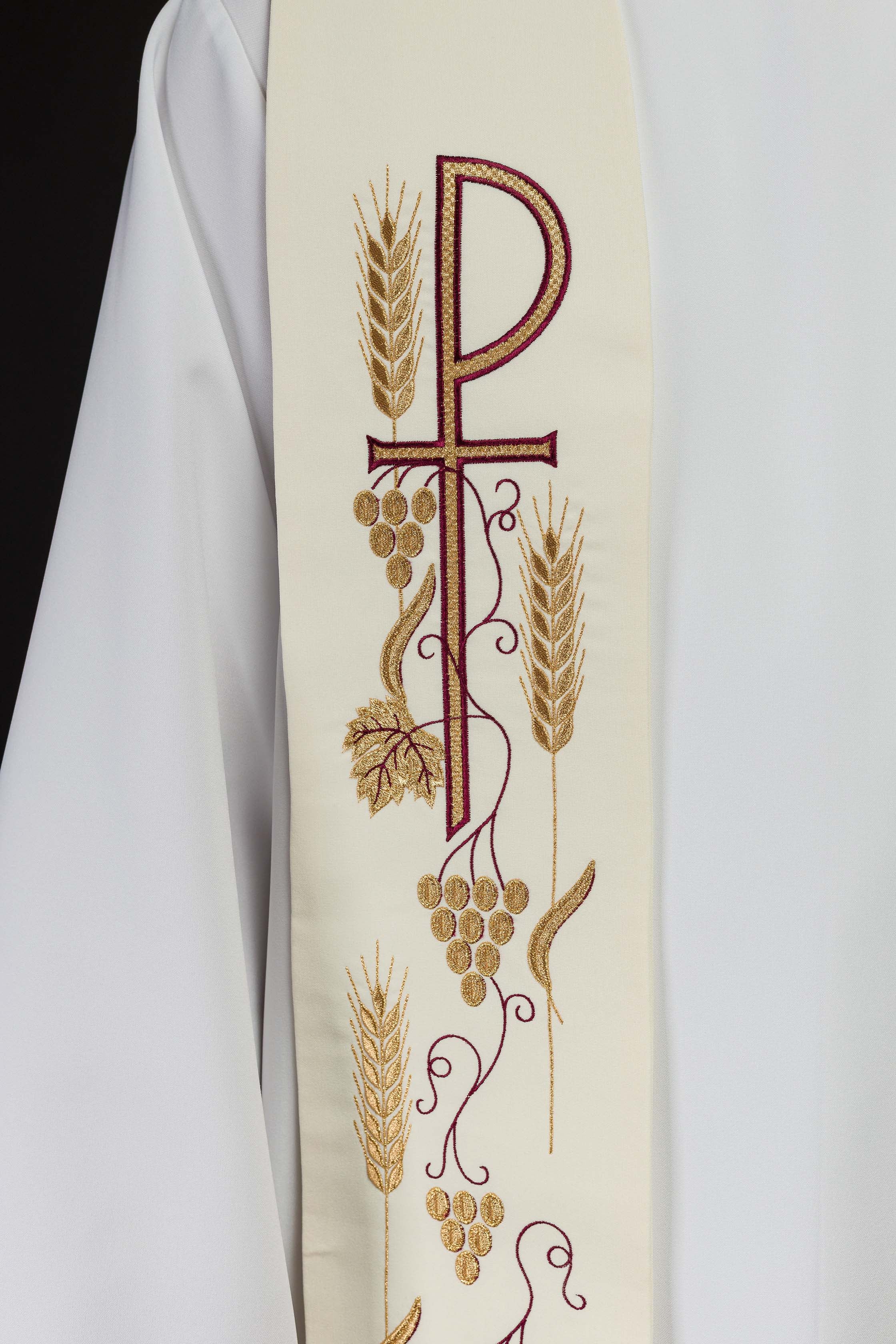 Estola sacerdotal bordada cruz com uvas creme
