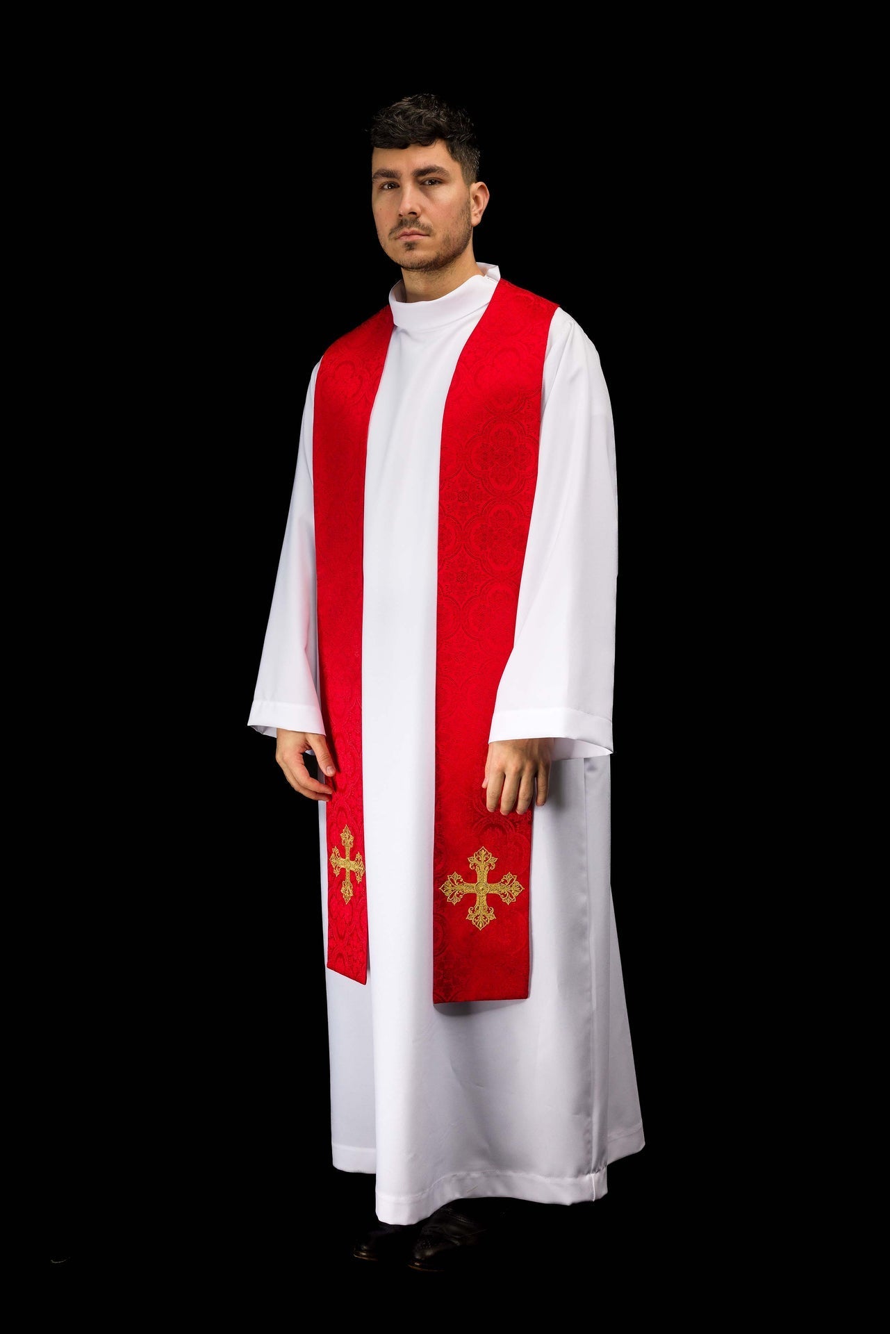 Estola vermelha bordada com cruz em tecido jacquard - chasubles.com.br