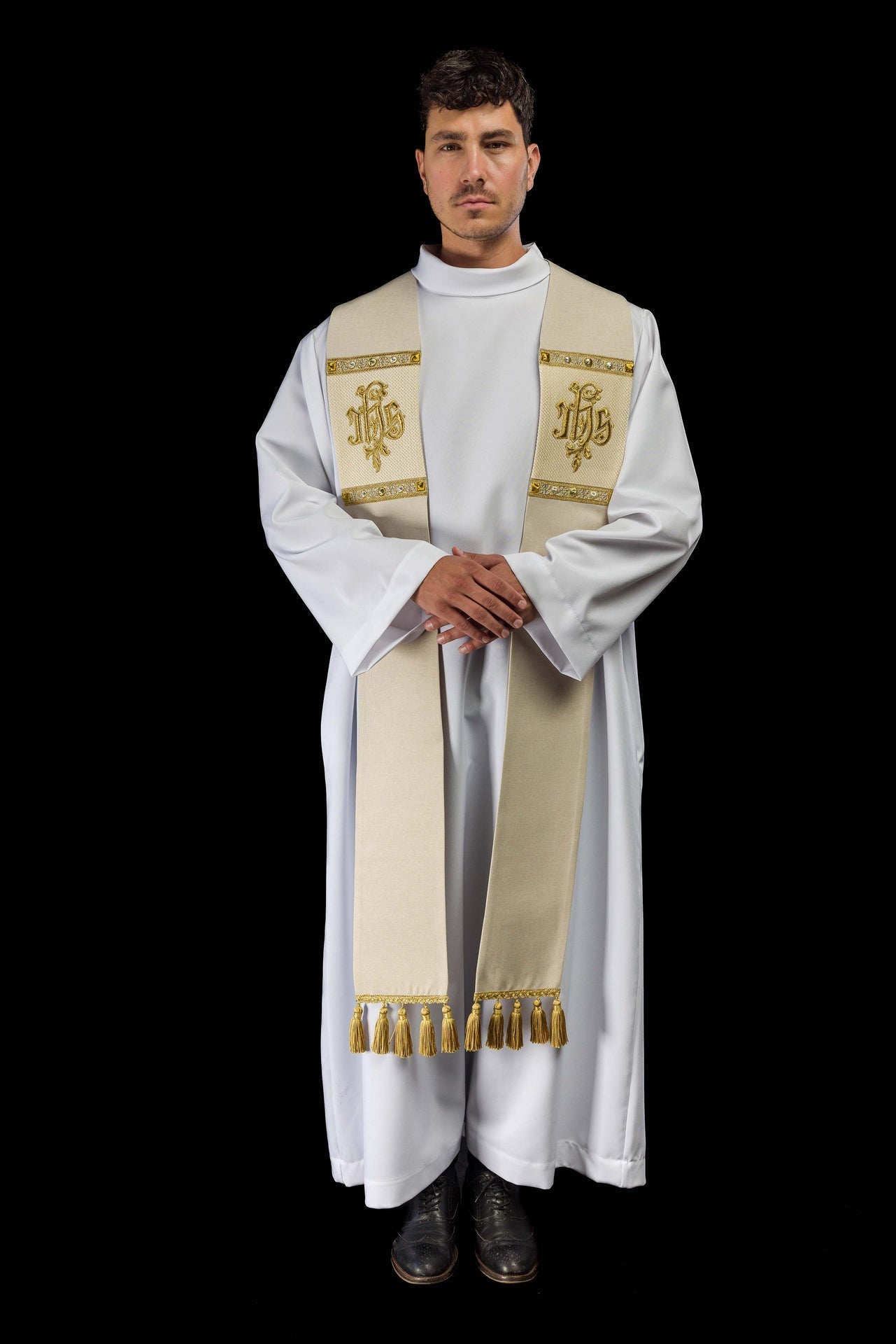 Estola bordada com motivo IHS creme - chasubles.com.br