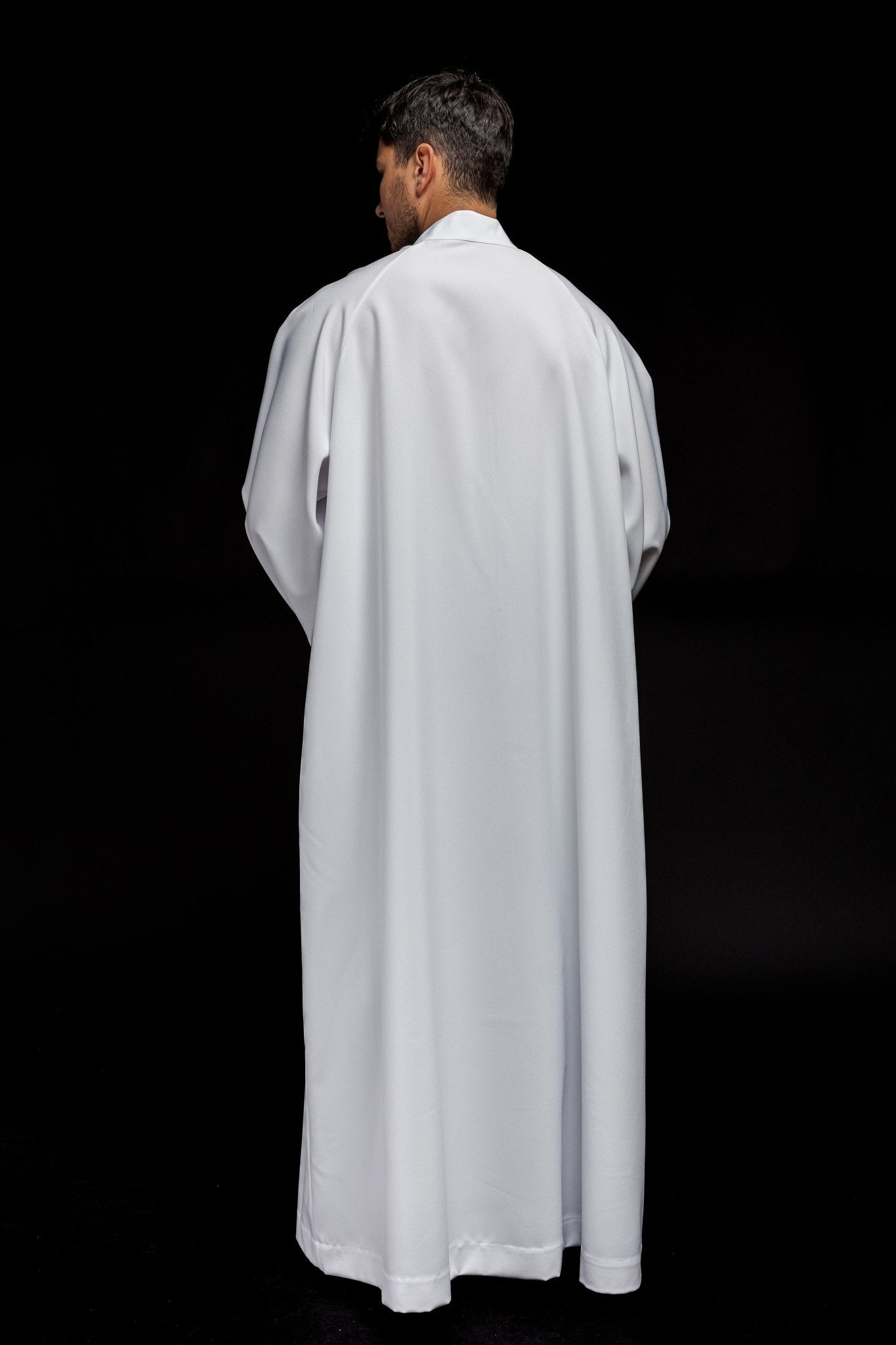 Alva sacerdotal branca com zíper frontal