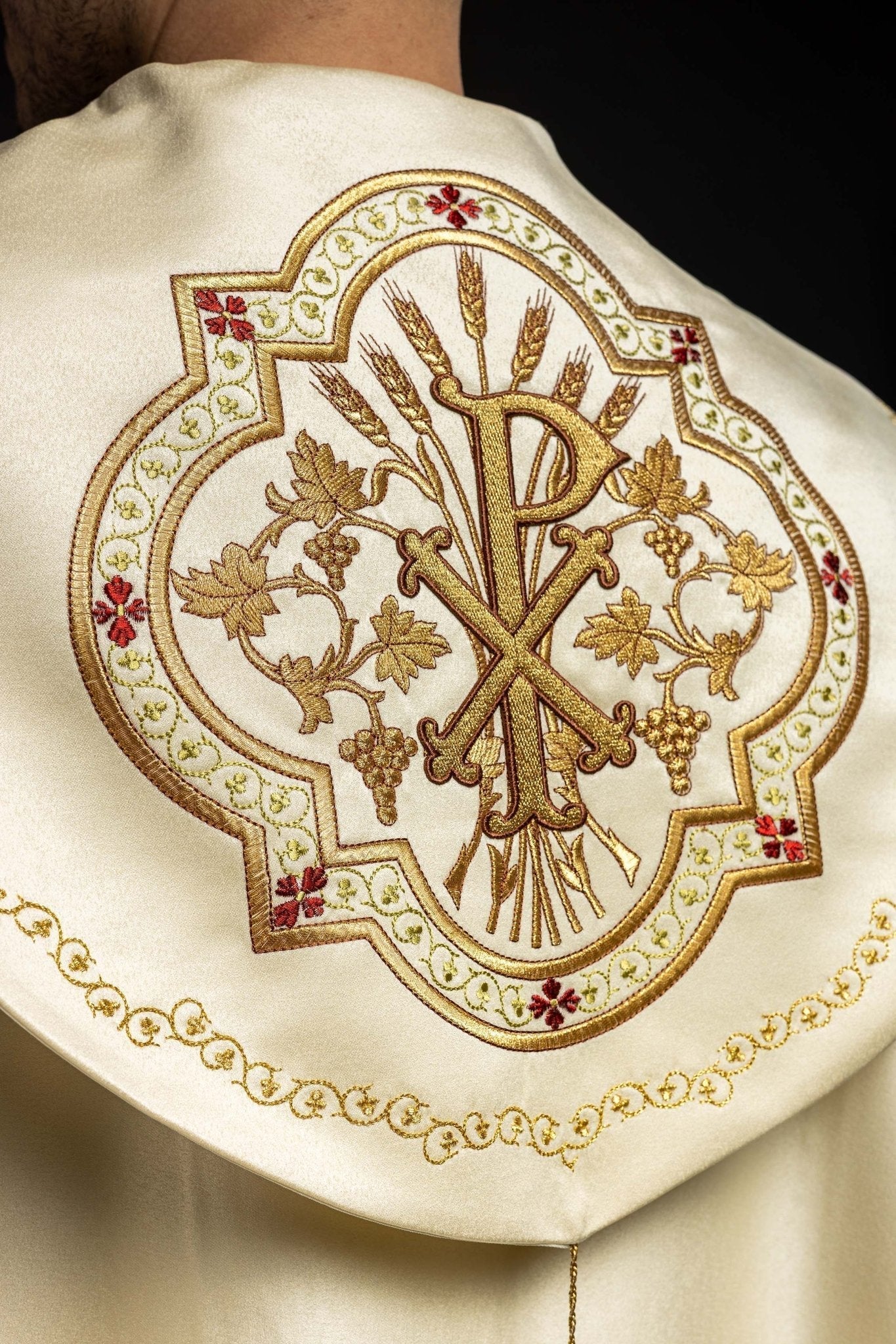 Capa de asperges eucarística com monograma PAX creme