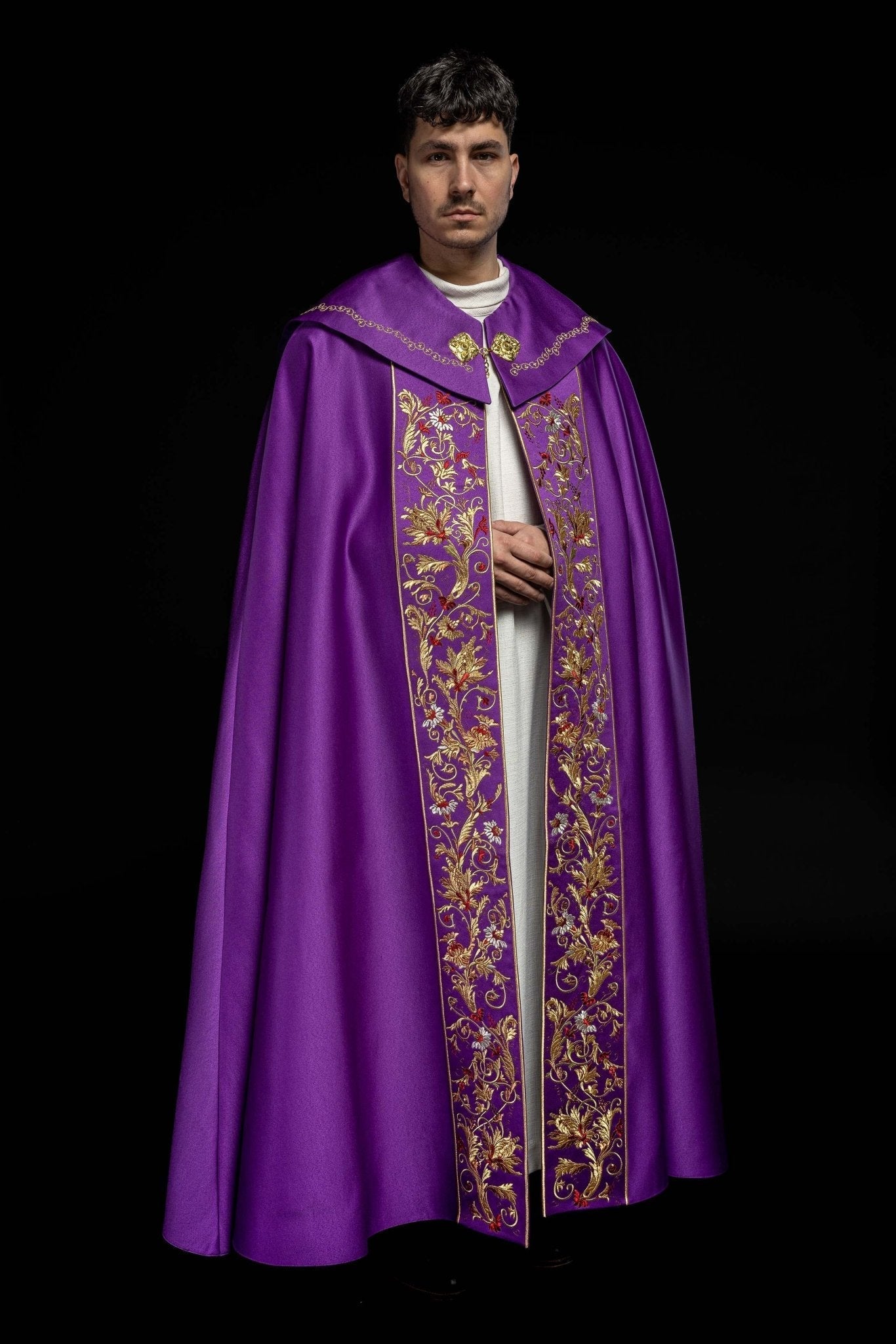 Capa de asperges eucarística monograma Chi-Rho roxa