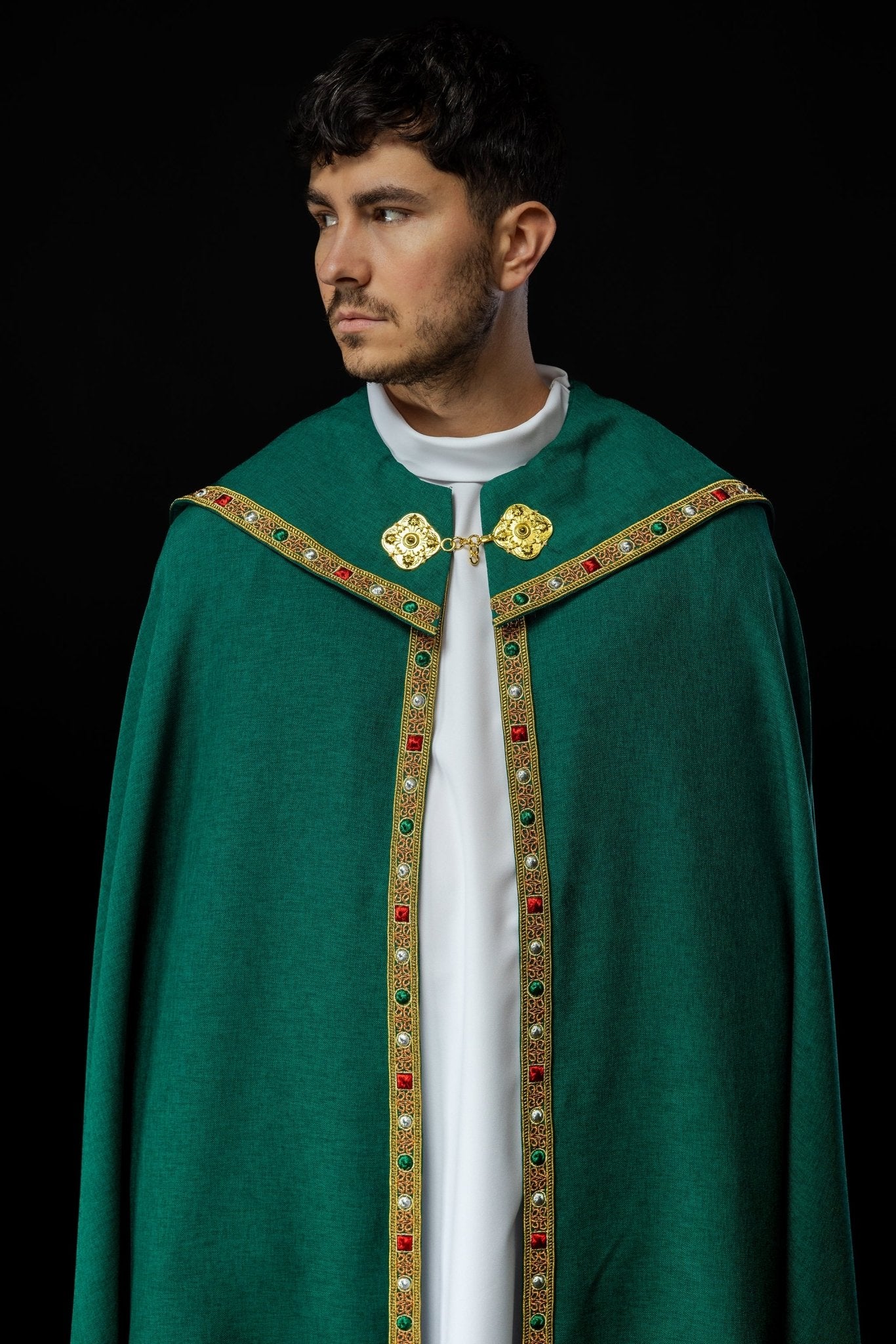 Capa de asperges verde com IHS dourado