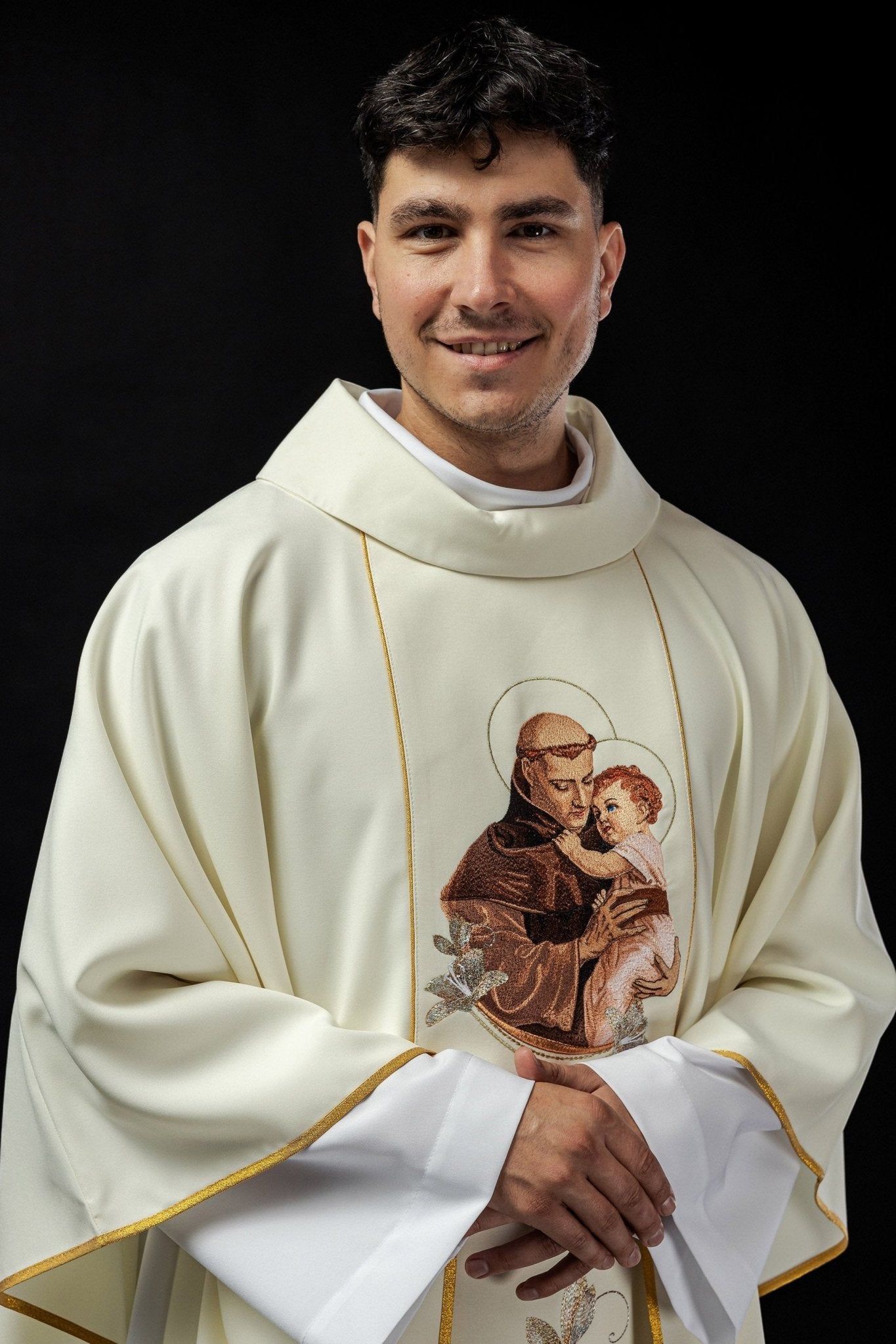 Casula bordada com imagem de Santo Antônio