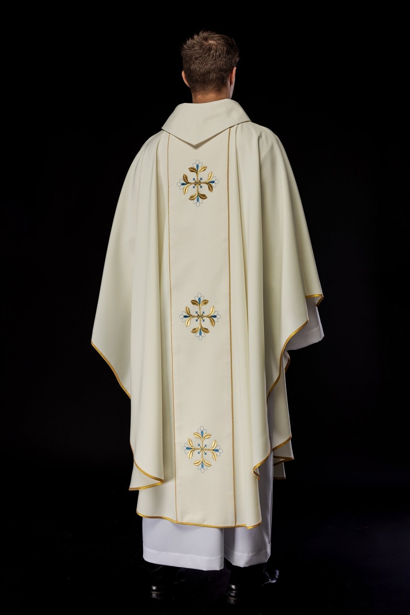 Casula bordada com imagem do Coração de Maria