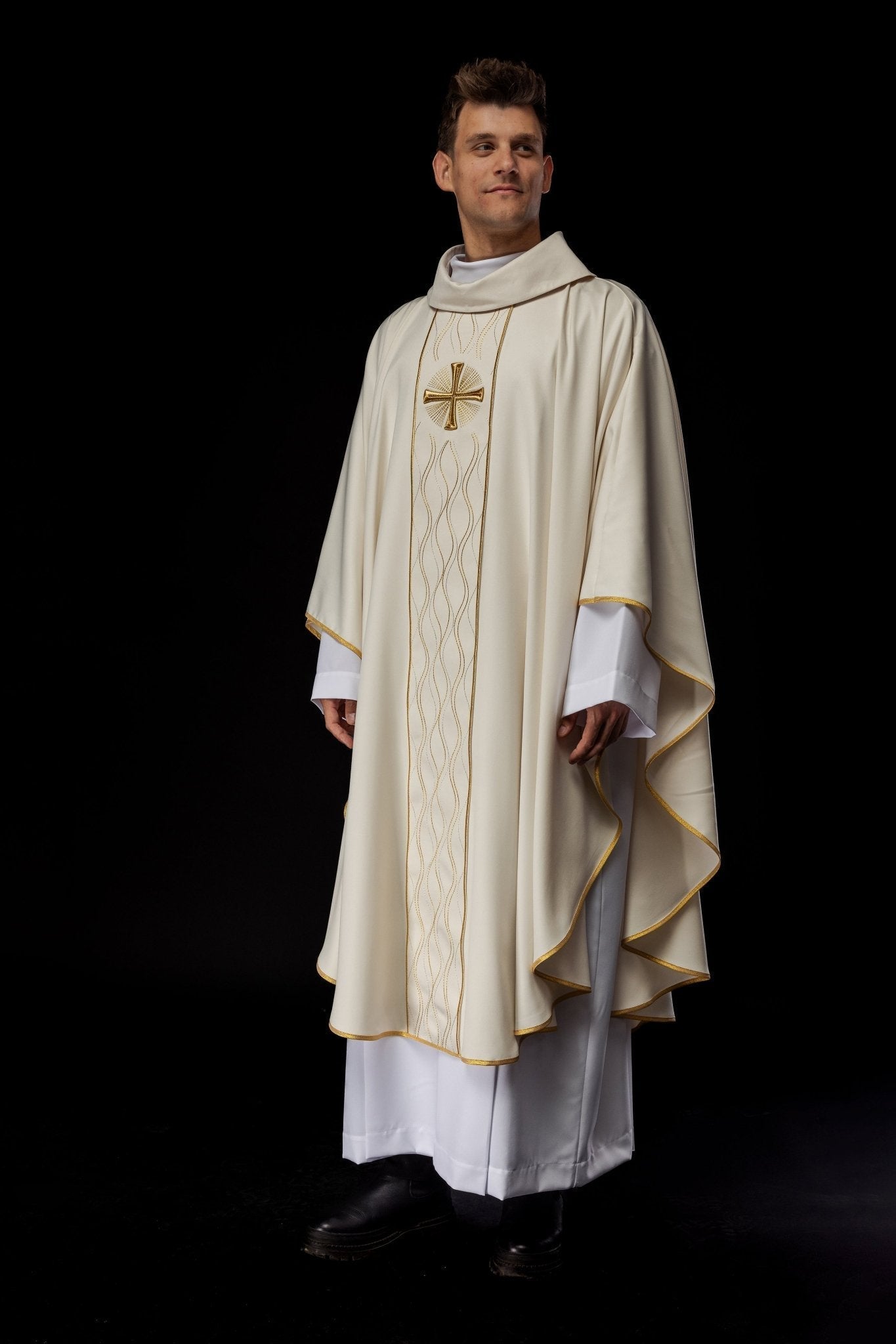Casula bordada Cruz creme