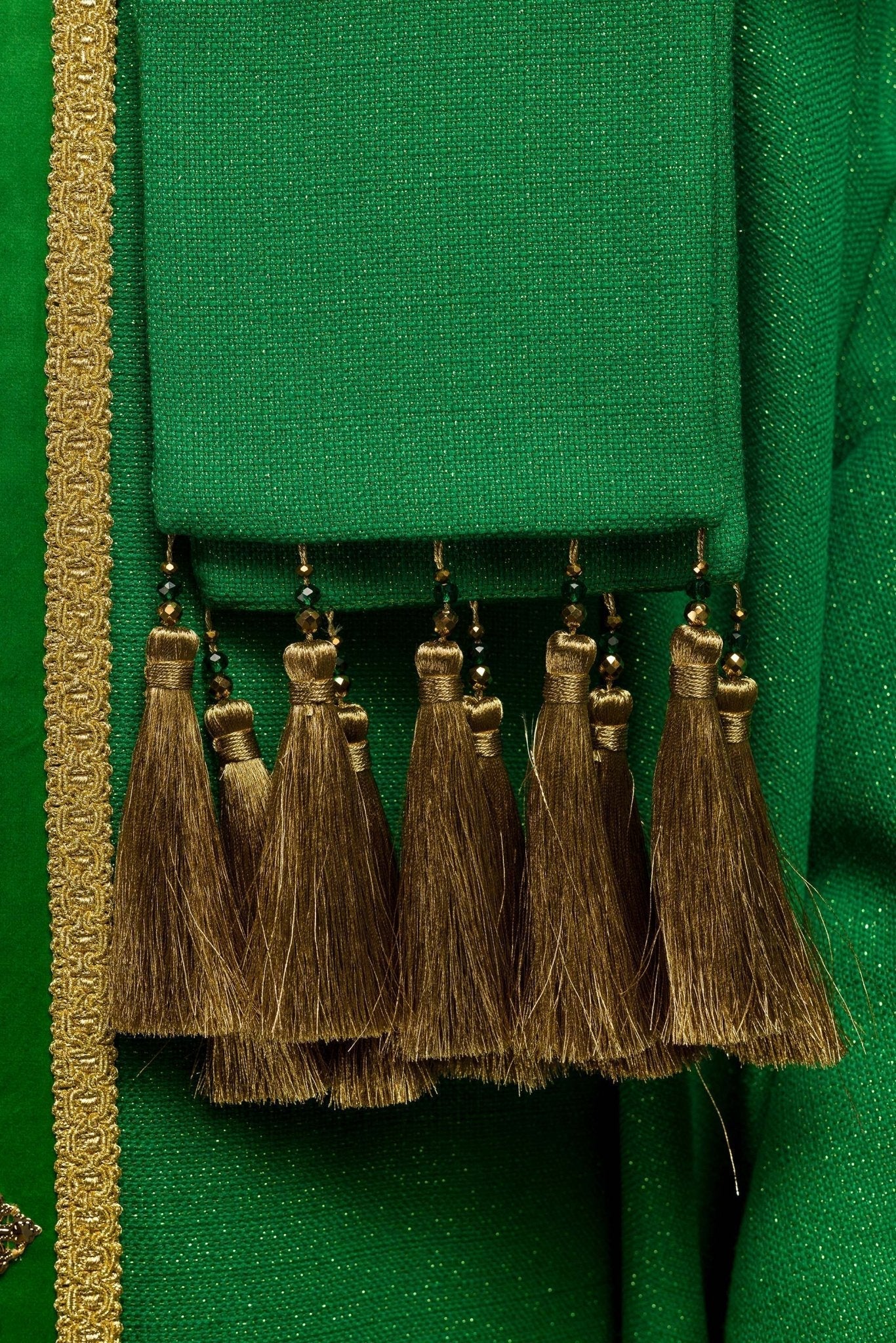 Casula verde Handmade com pedras naturais 7001