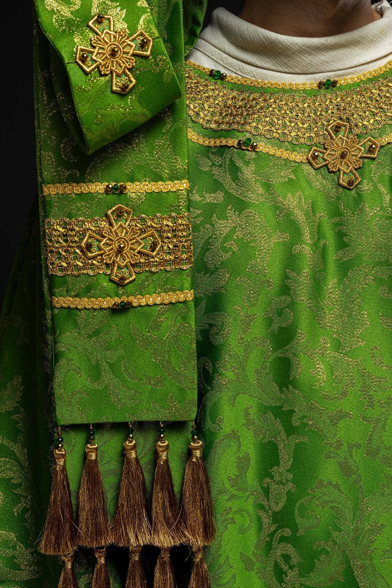 Casula feita à mão com pedras naturais Handmade 7010 verde