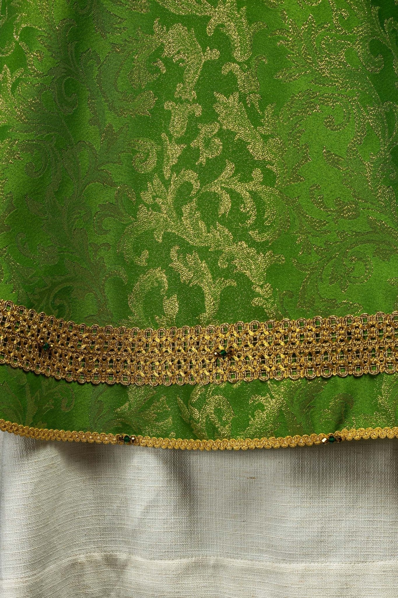 Casula feita à mão com pedras naturais Handmade 7010 verde