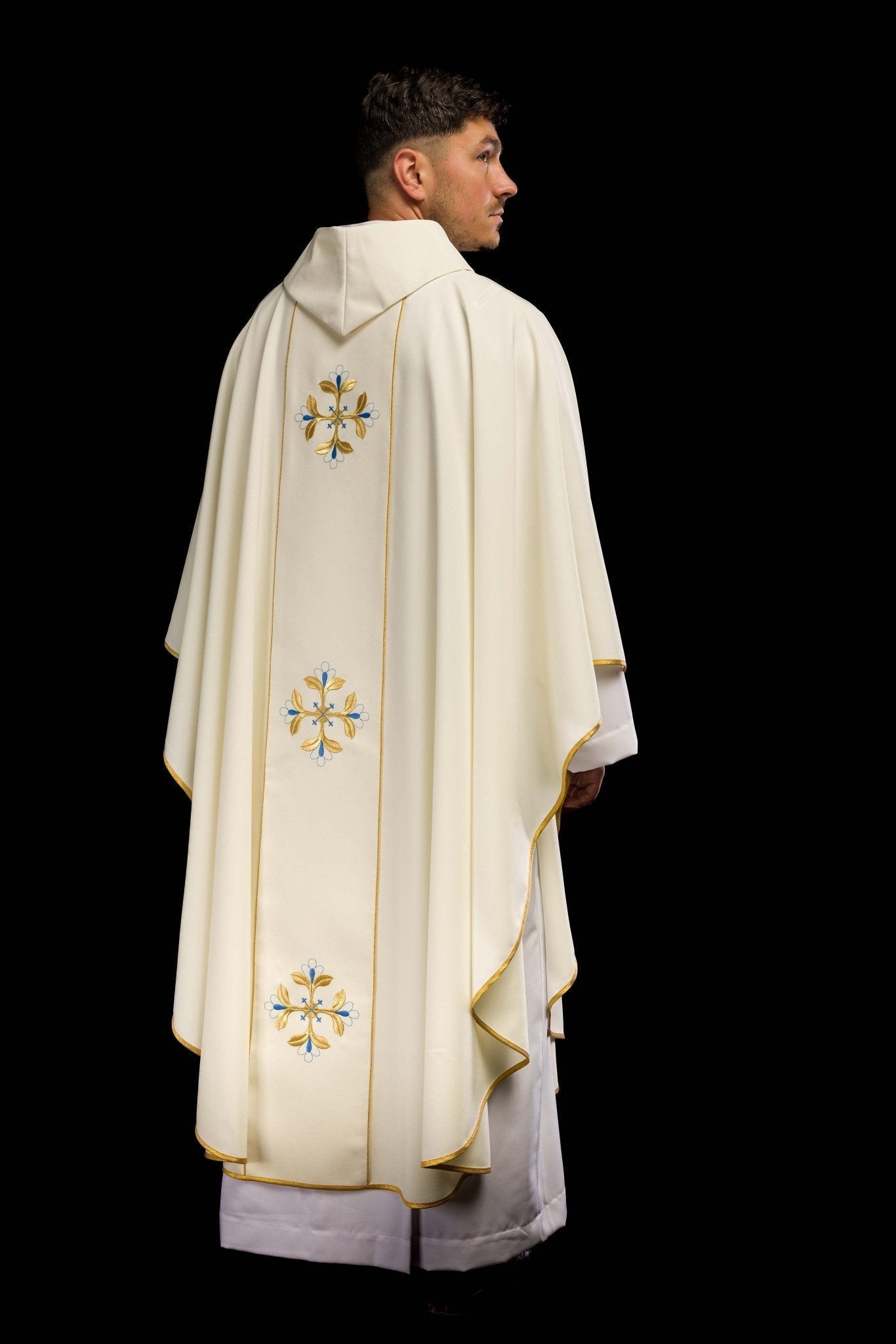 Casula mariana litúrgica com faixa