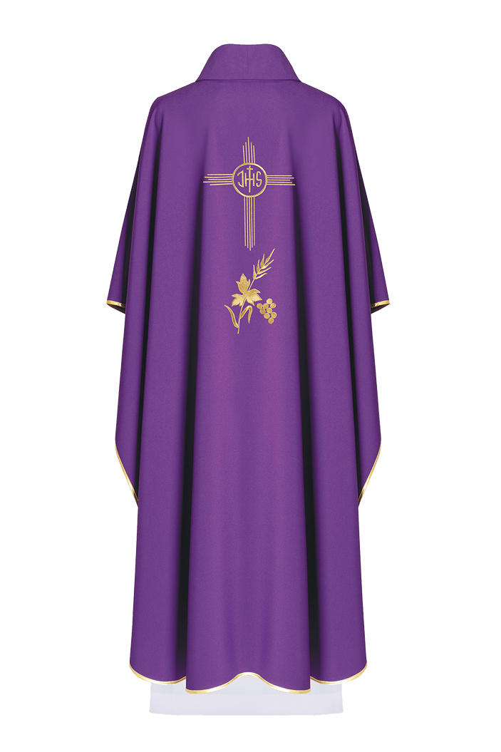 Casula roxa bordada com motivo IHS - chasubles.com.br