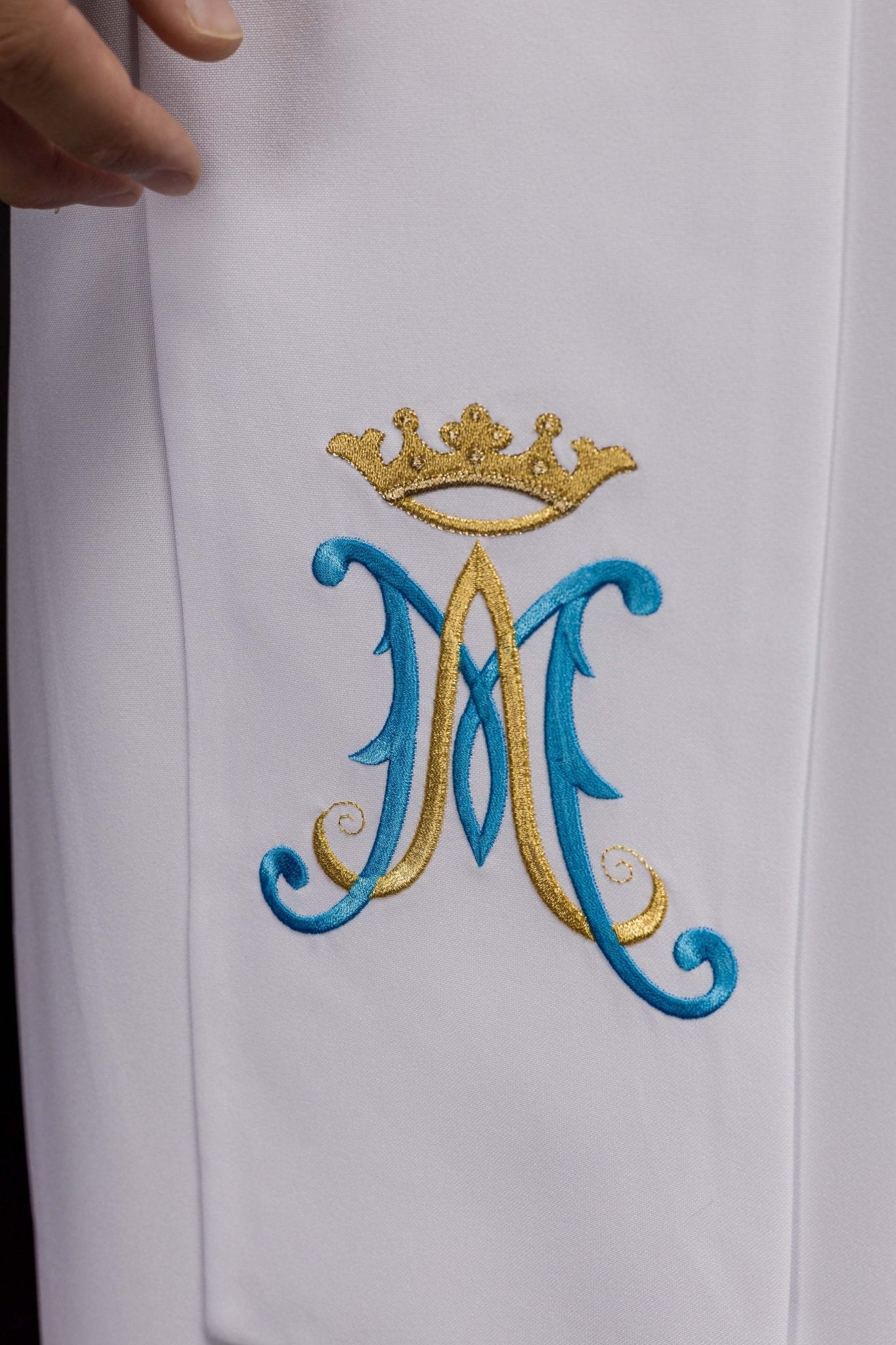 Estola sacerdotal branca mariana bordada