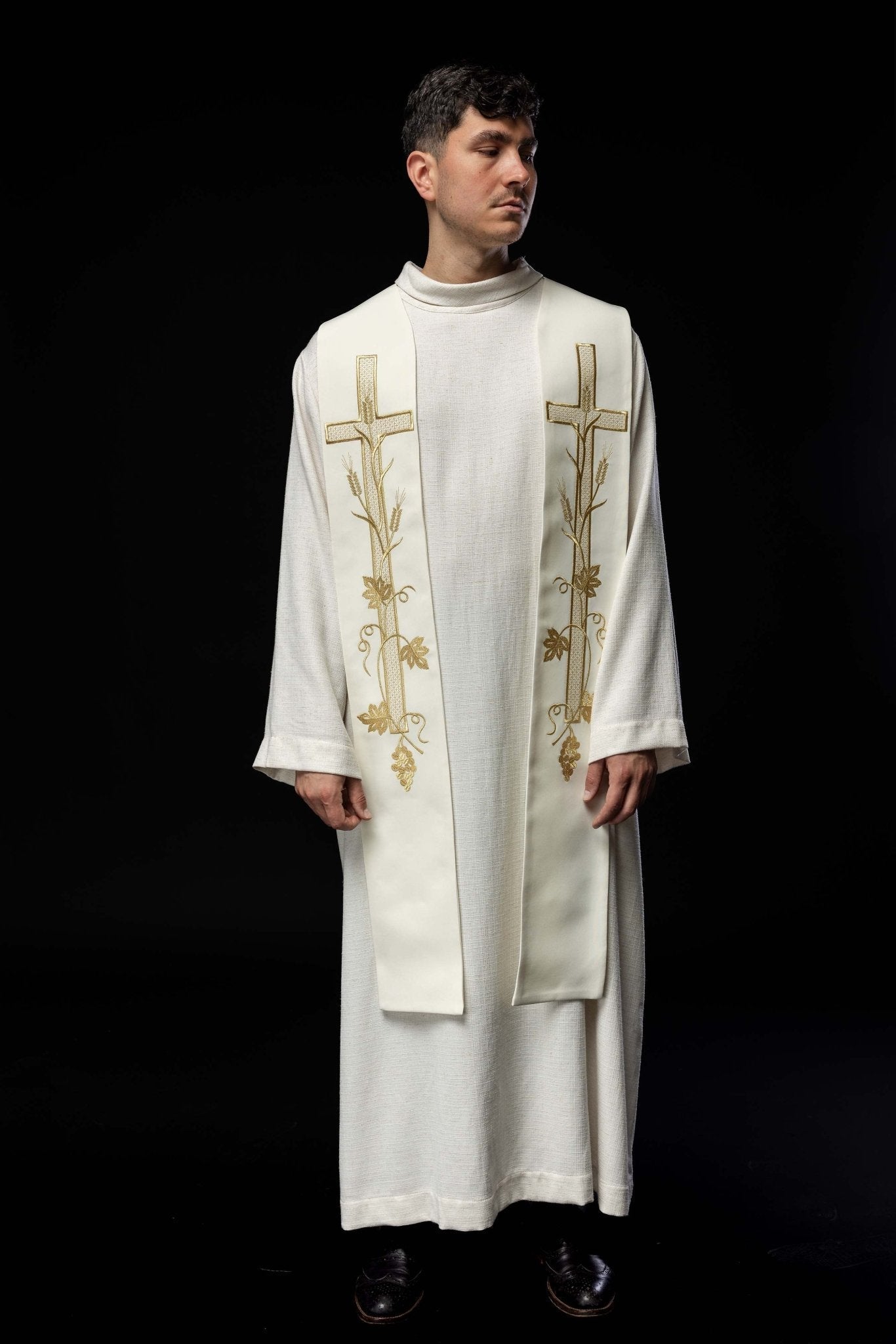Estola sacerdotal bordada Cruz creme
