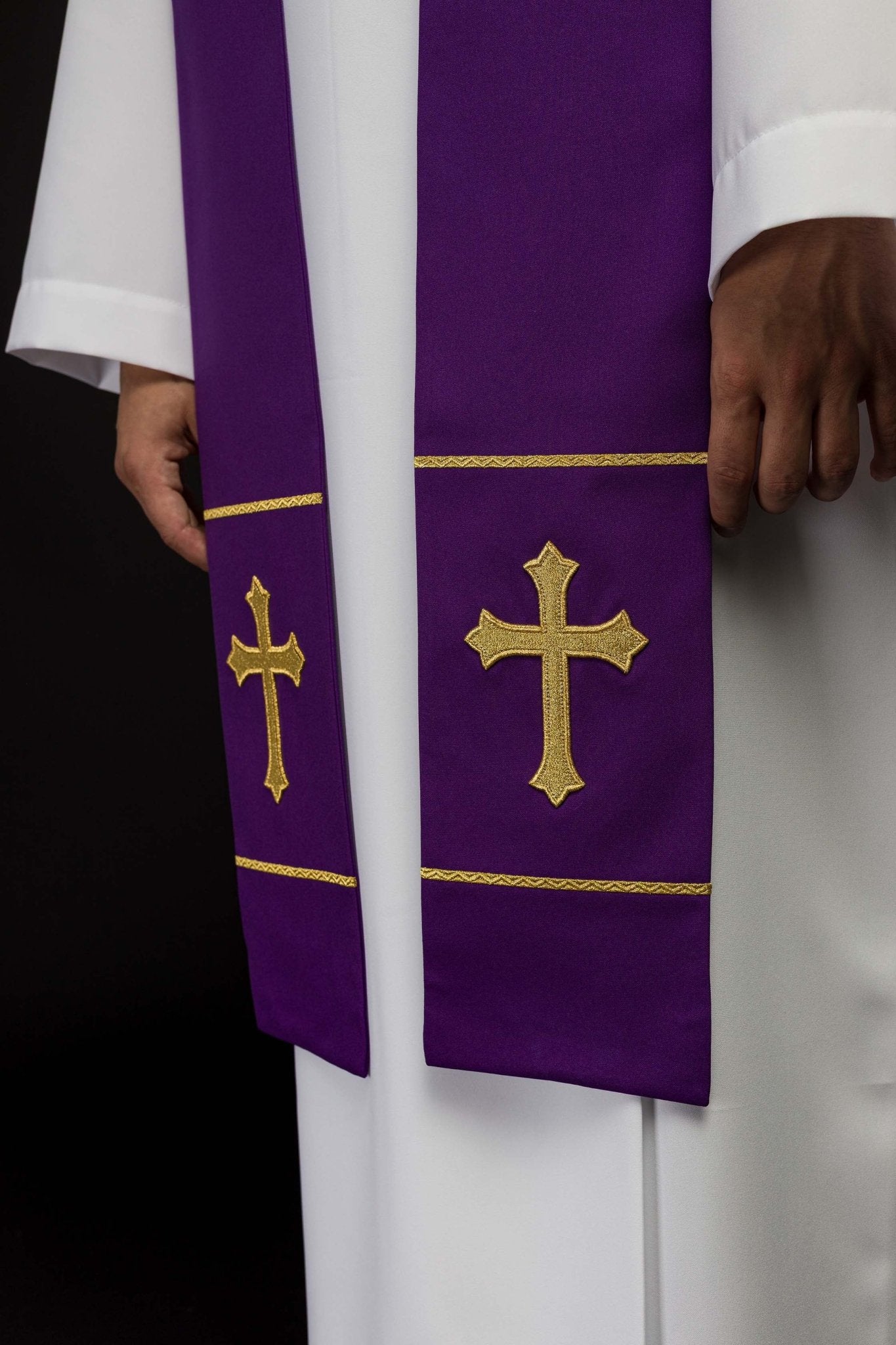 Estola sacerdotal roxa bordada Cruz