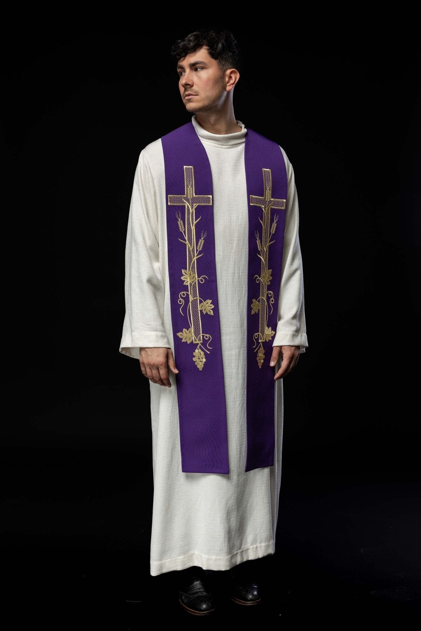 Estola sacerdotal roxa bordada com Cruz