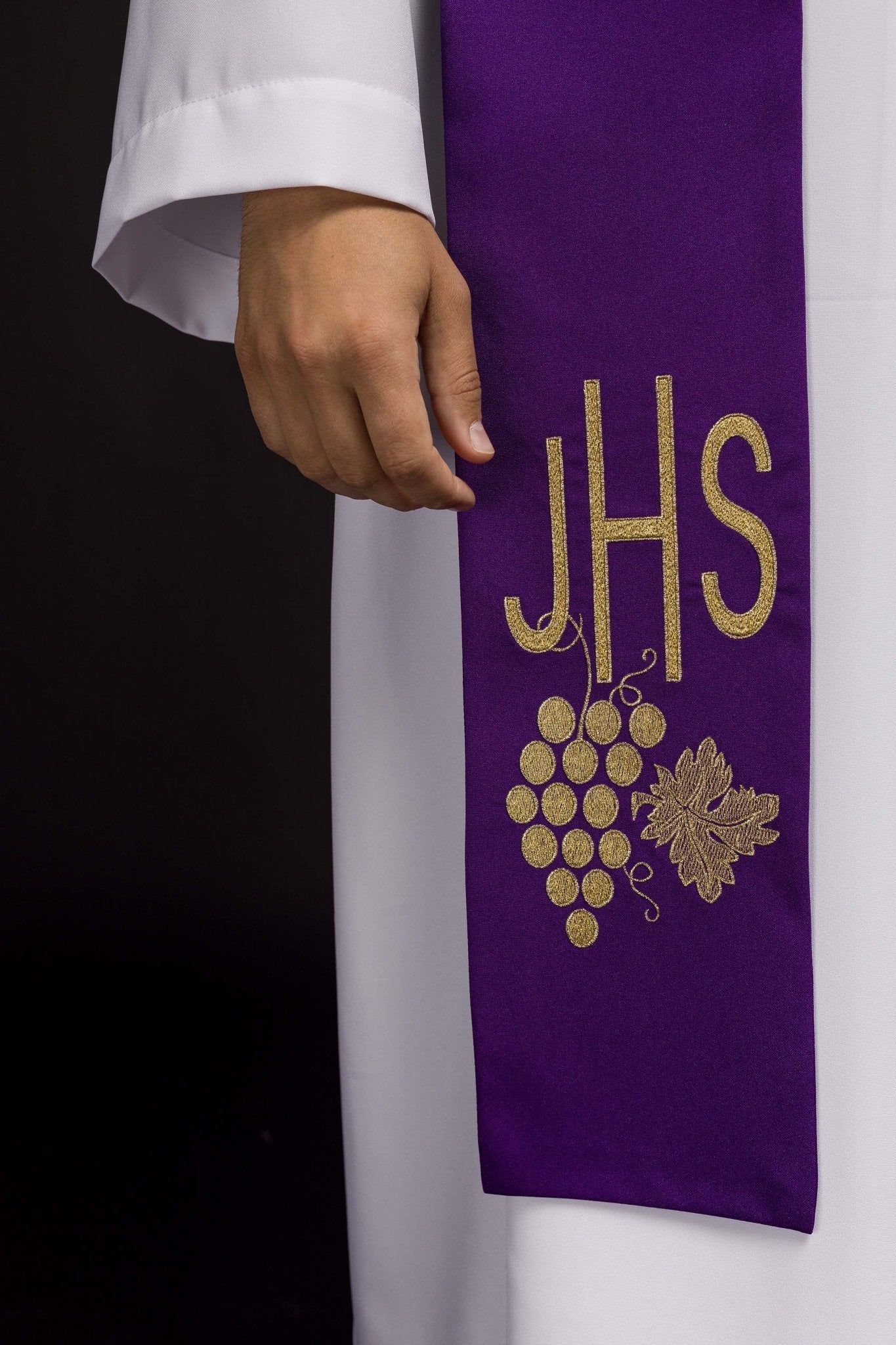 Estola sacerdotal roxa bordada IHS com uvas