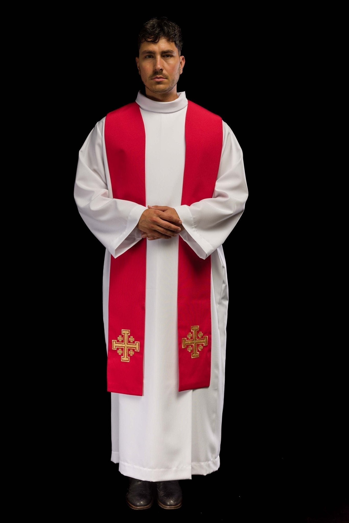 Estola sacerdotal vermelha bordada Cruz de Jerusalém