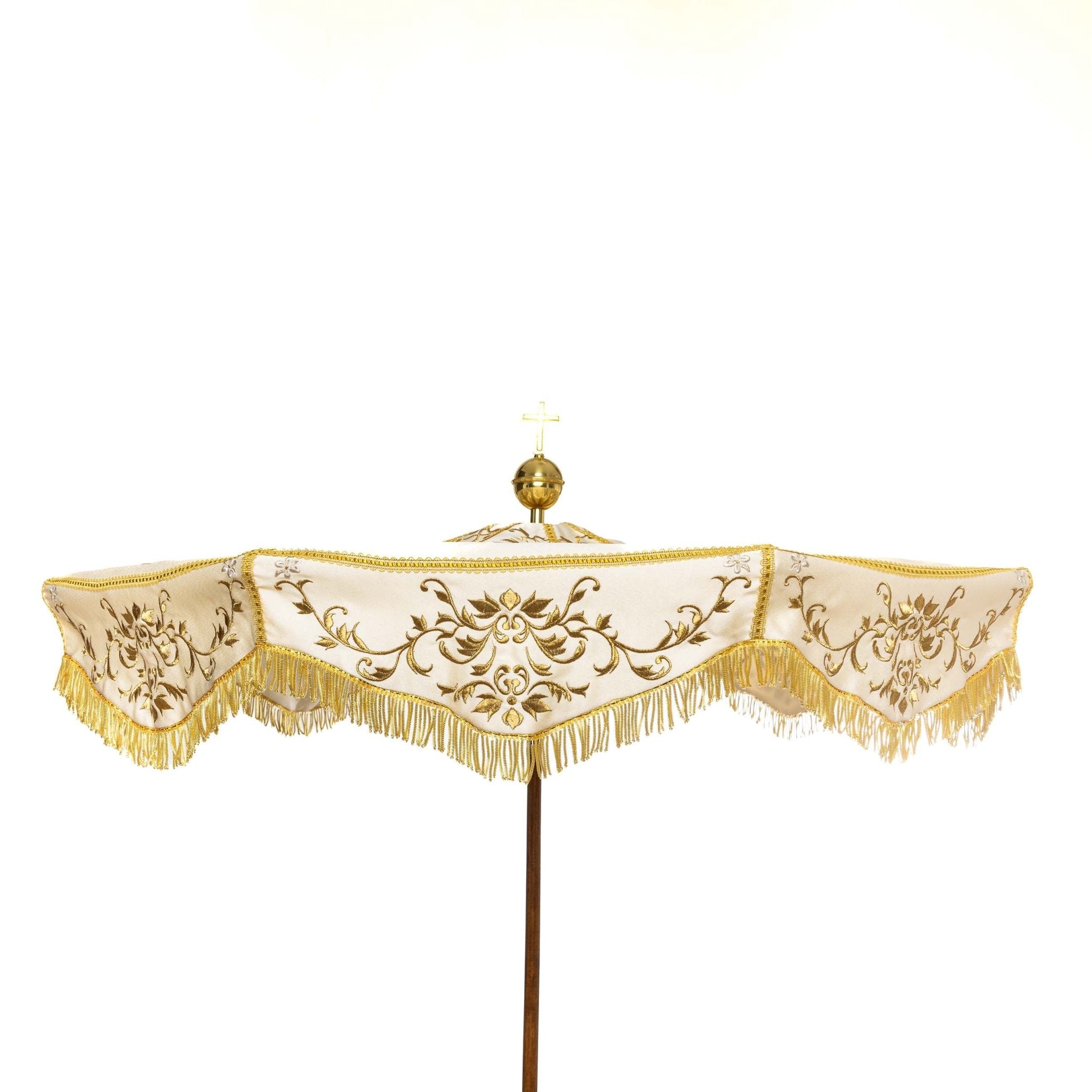 Umbela processional creme com ornamento floral dourado