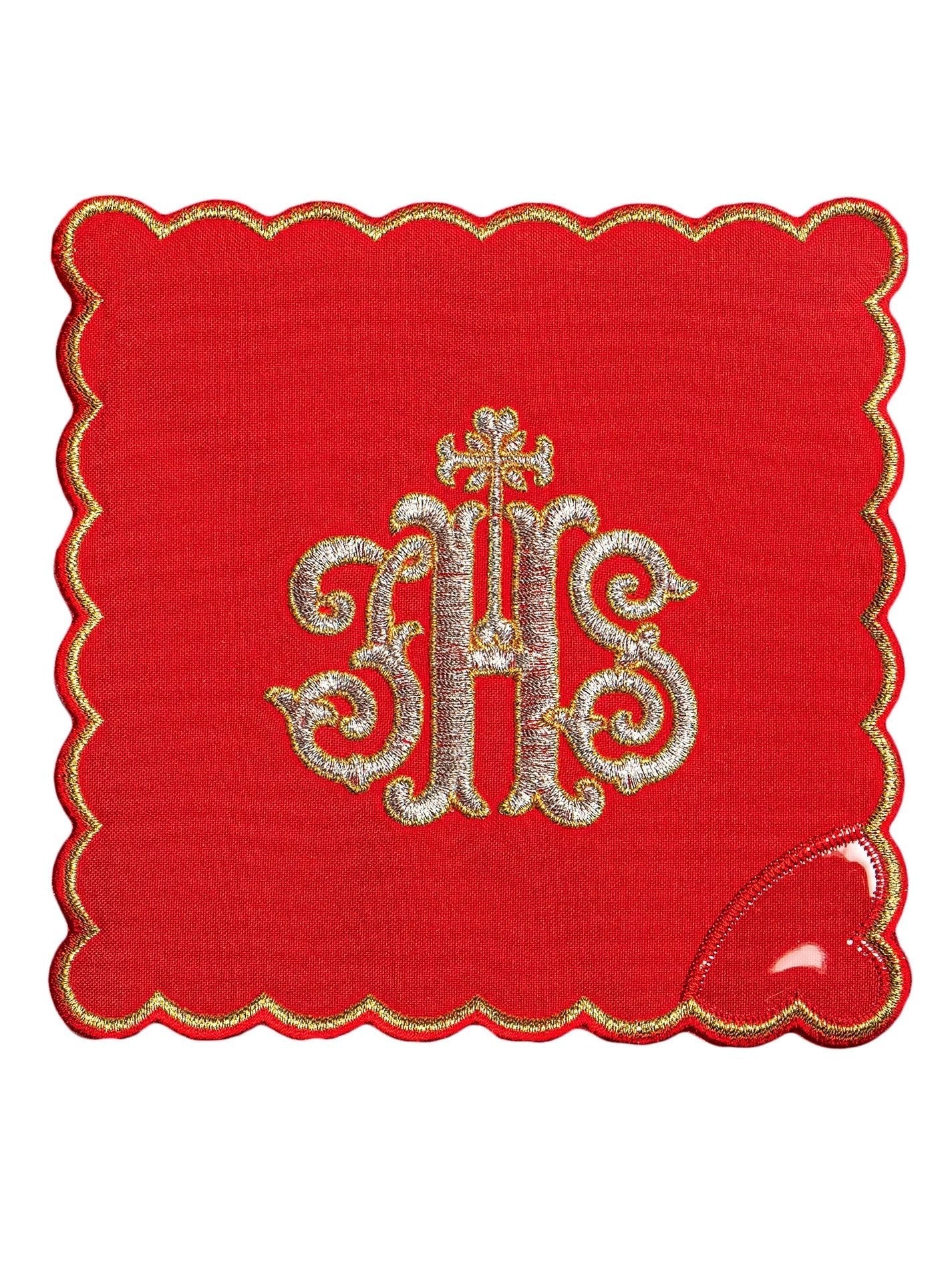 Conjunto de alfaias litúrgicas vermelho com bordado IHS dourado