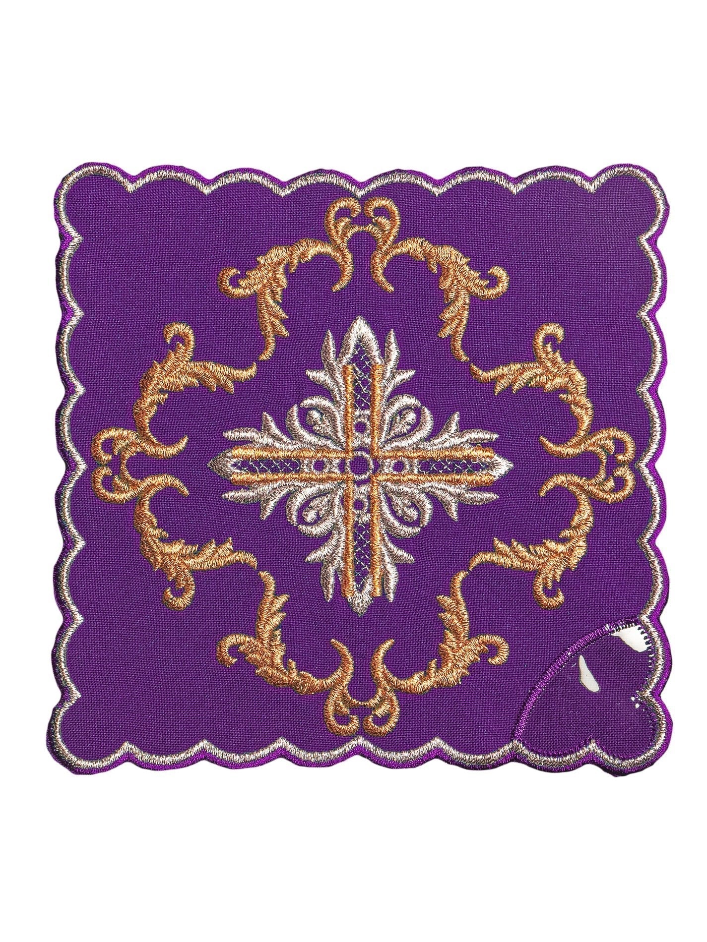 Conjunto de alfaias litúrgicas roxo com bordado de cruz dourada