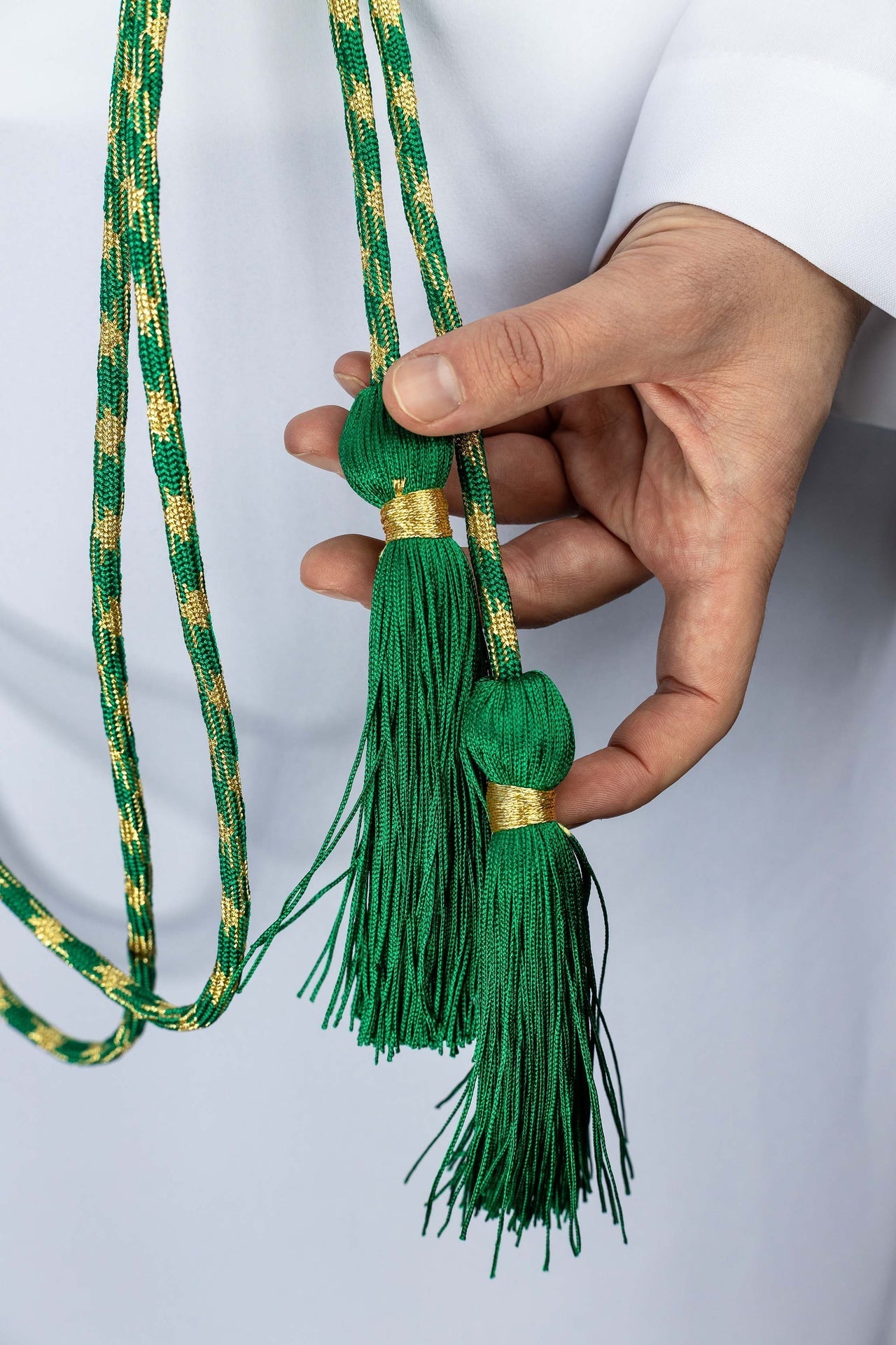 Cíngulo litúrgico verde e dourado