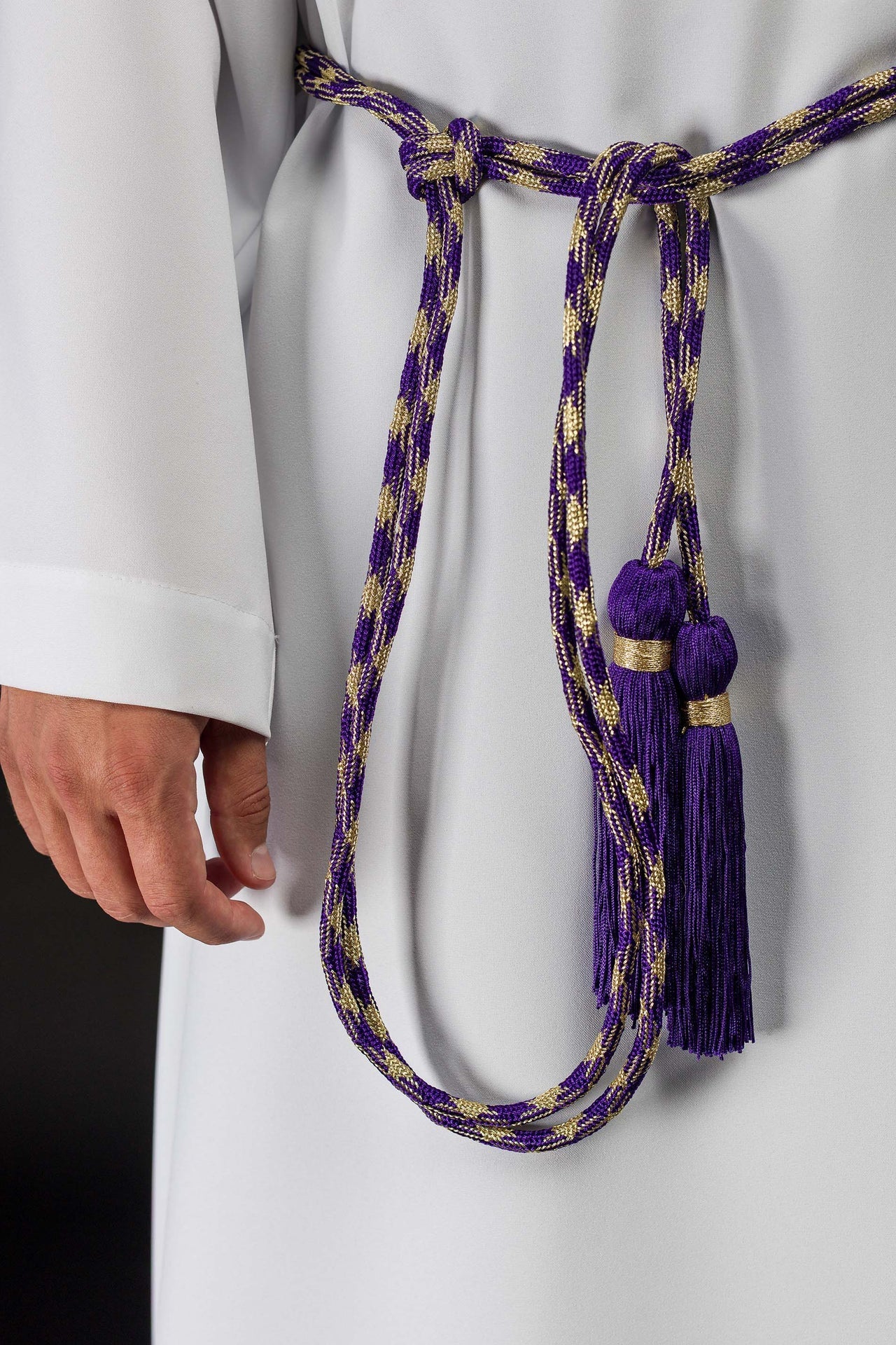 Cíngulo litúrgico roxo e dourado - chasubles.com.br