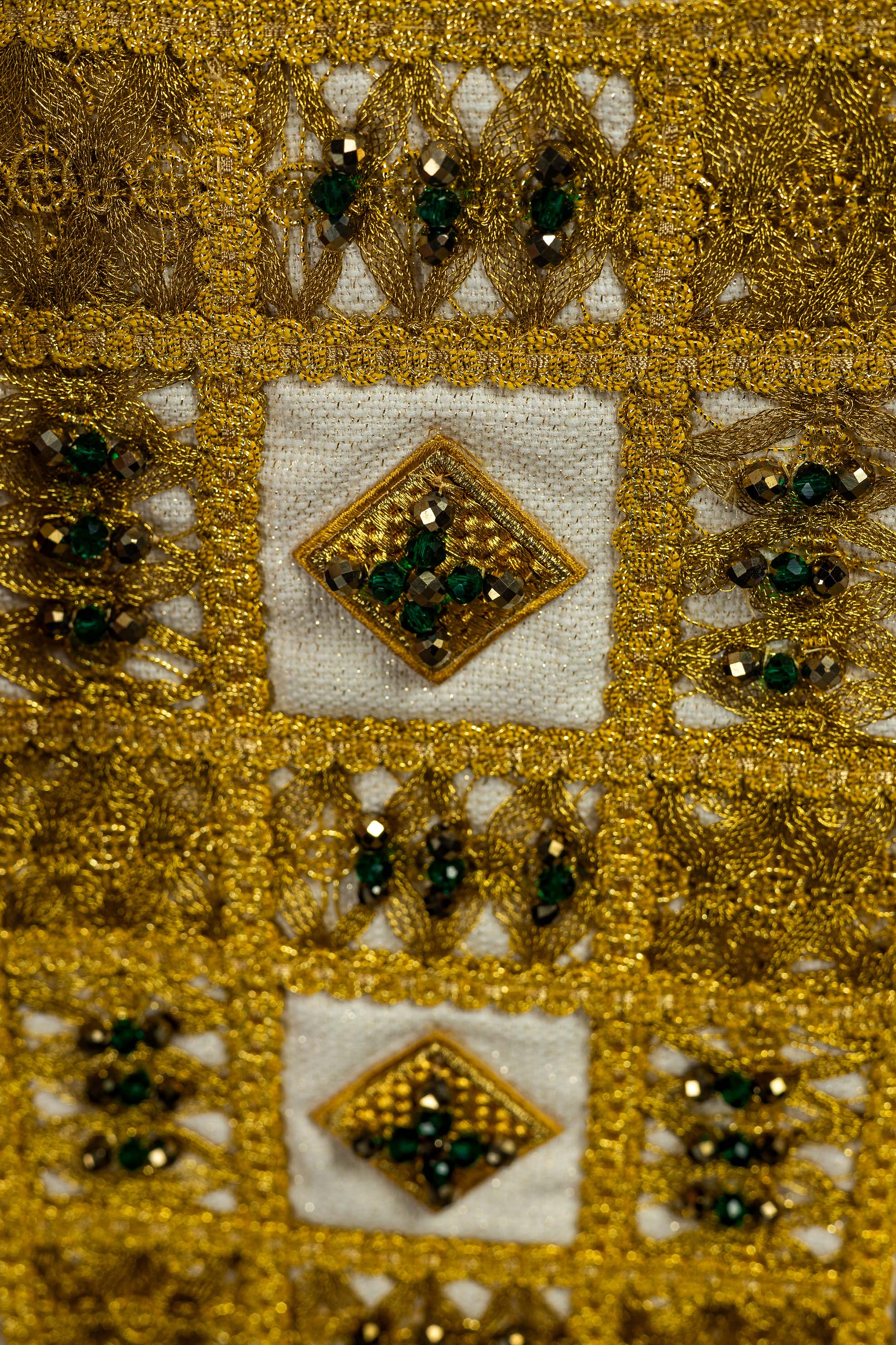 Estola feita à mão com pedras naturais Handmade 2013