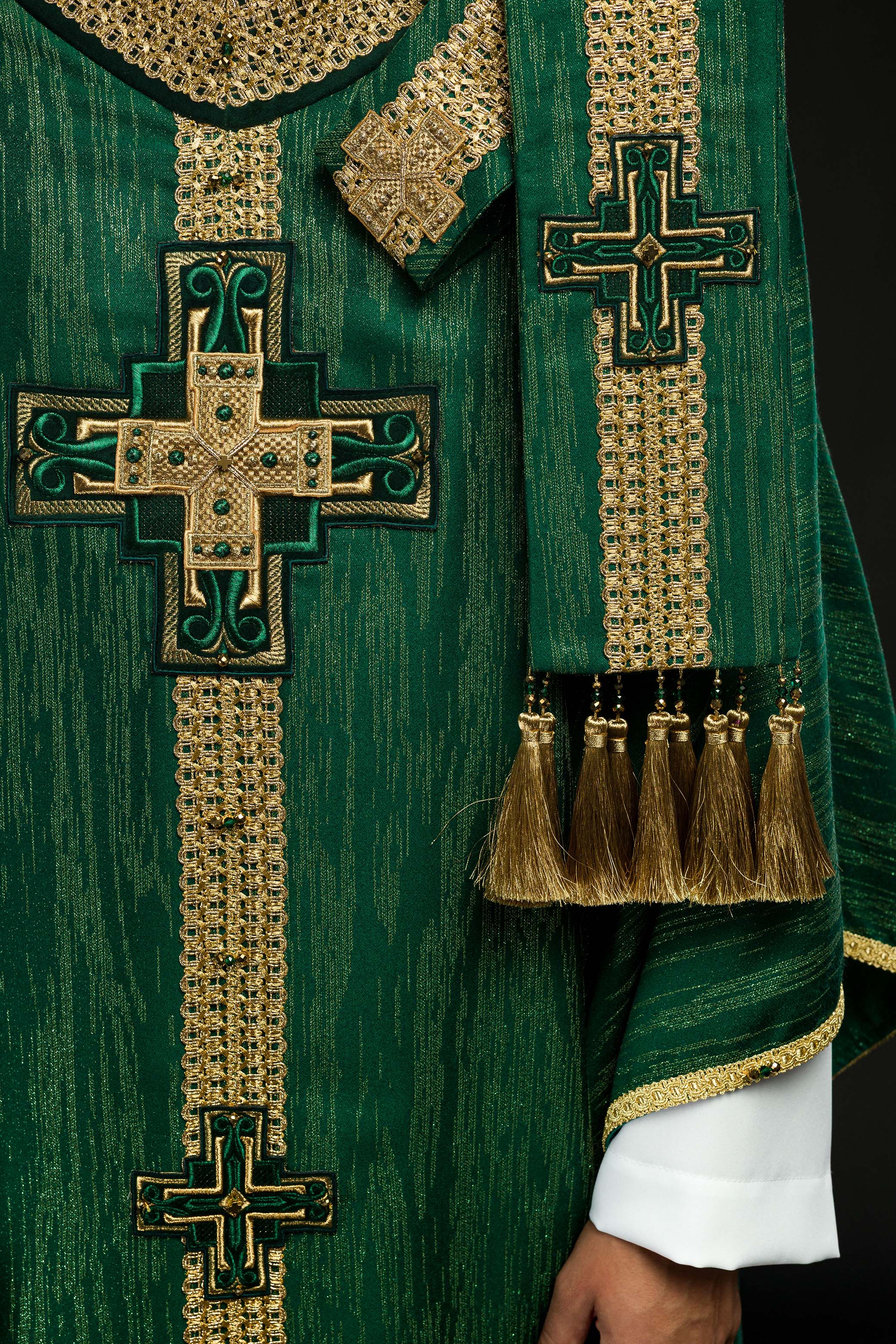 Casula verde Handmade 7015 com pedras naturais