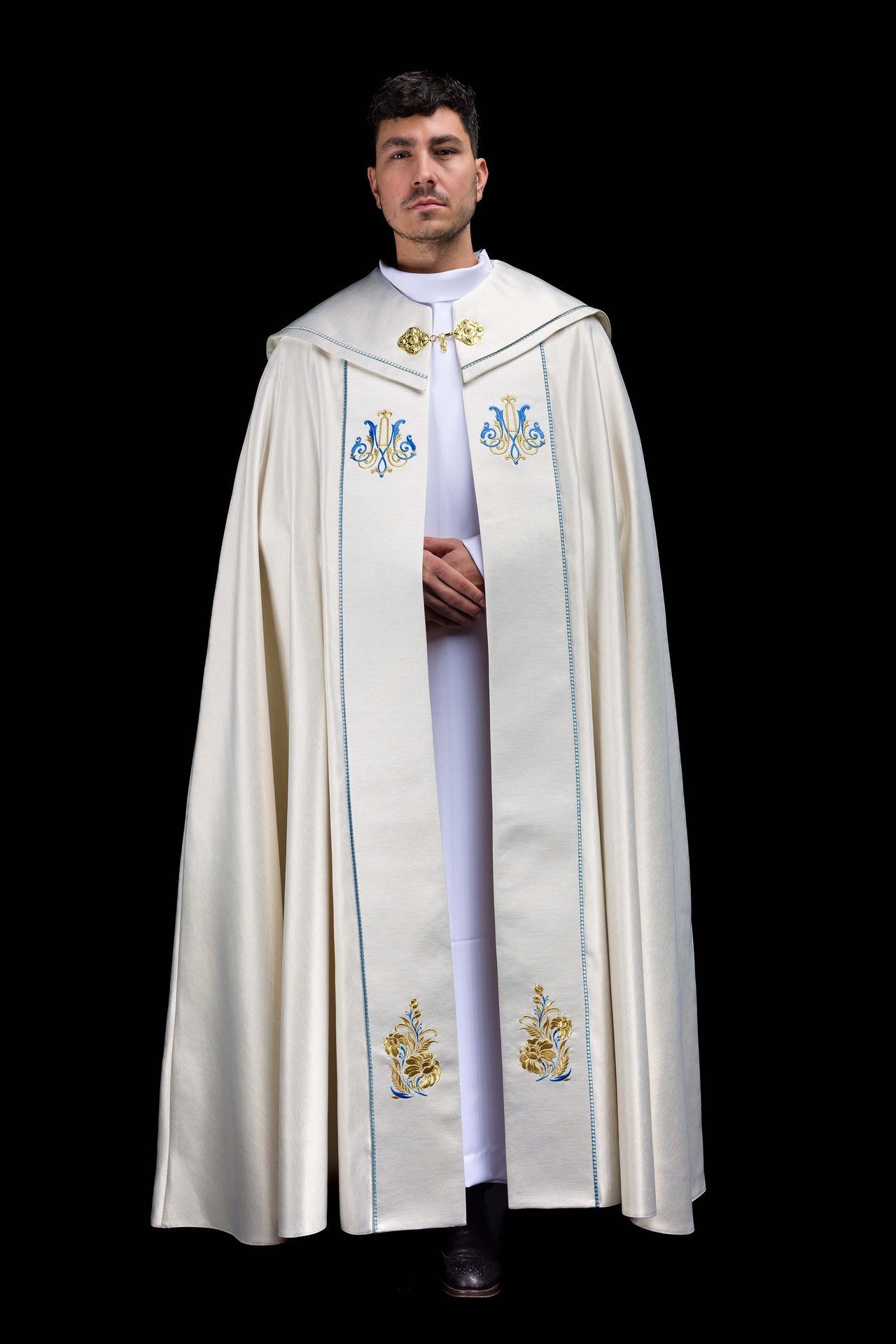 Capa de asperges bordada mariana creme