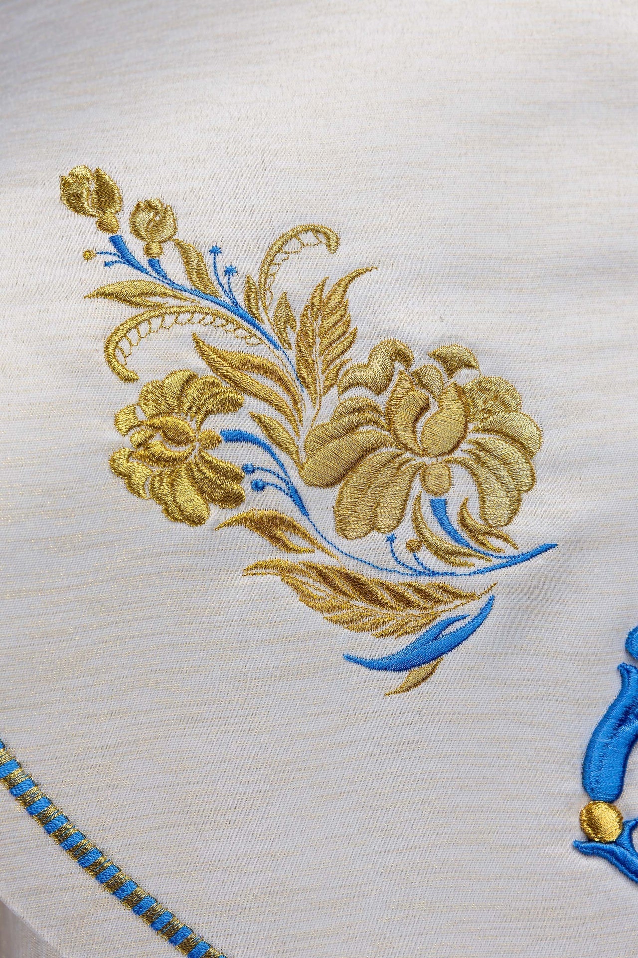 Capa de asperges bordada mariana creme