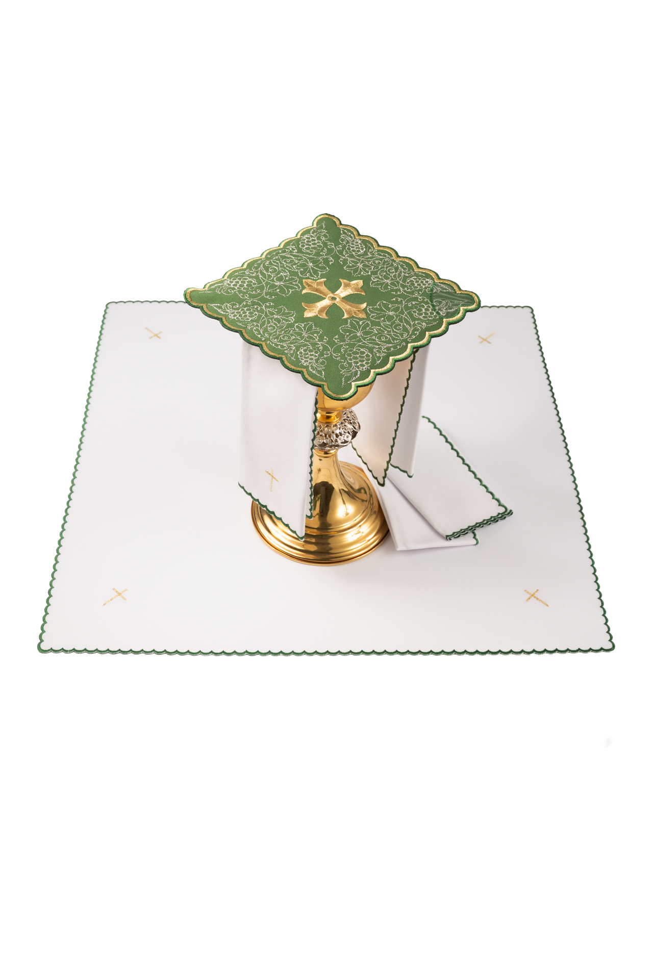 Conjunto de alfaias litúrgicas bordado com cruz verde - chasubles.com.br