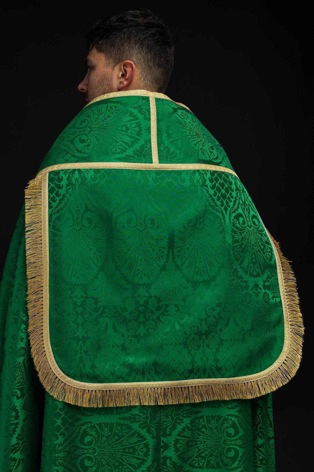 Capa de asperges romana em jacquard verde - chasubles.com.br