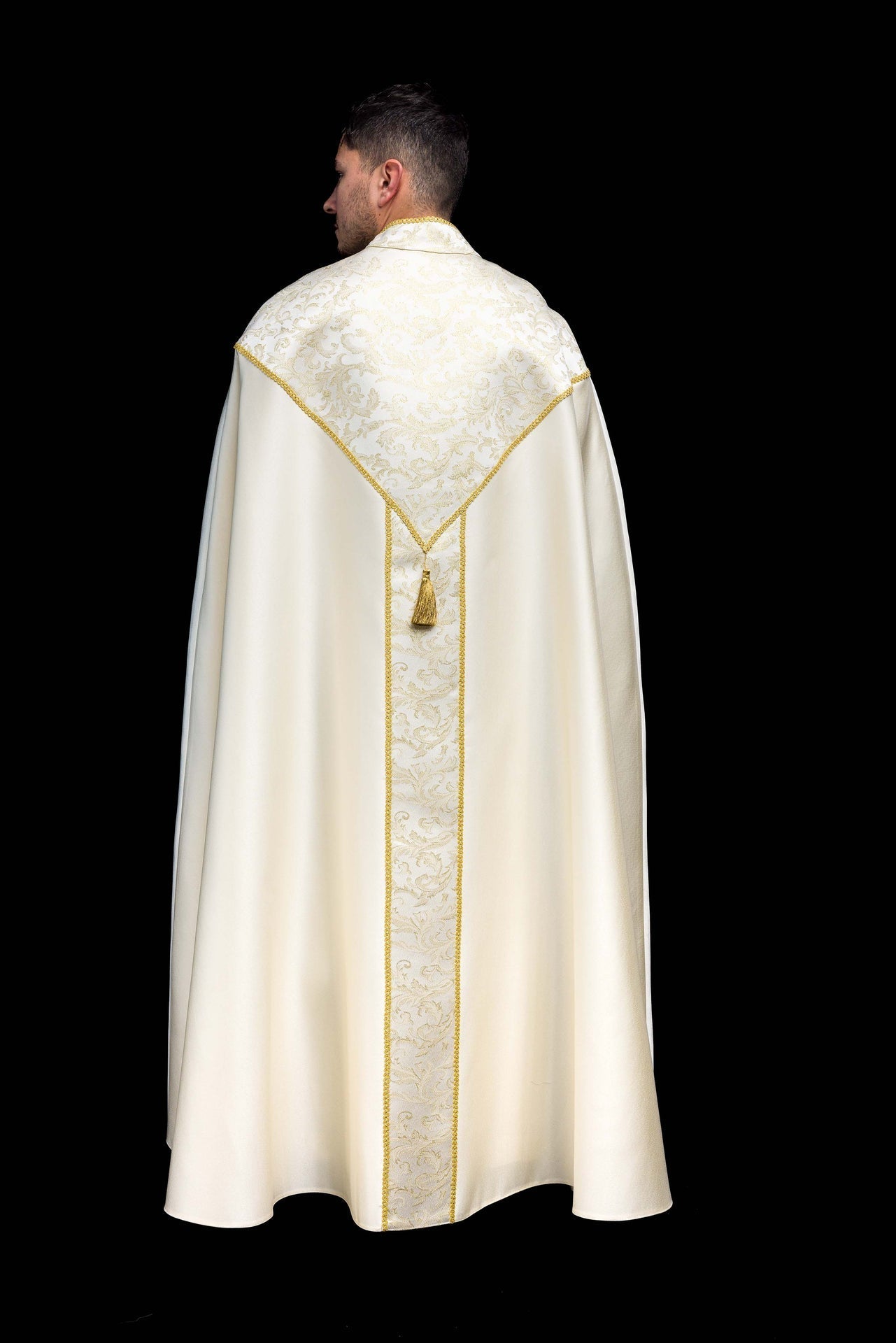 Capa de asperges adornada com tecido jacquard creme