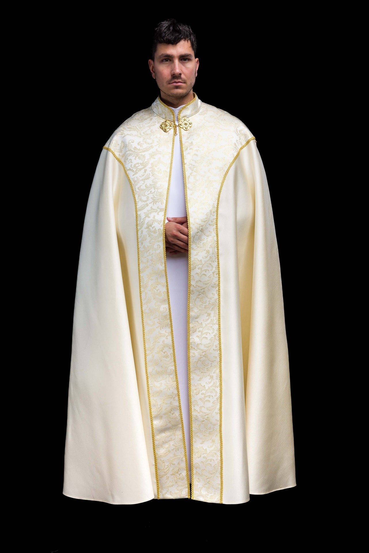 Capa de asperges adornada com tecido jacquard creme