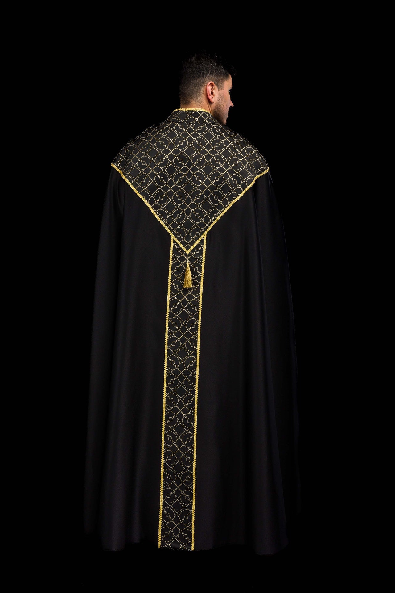Capa de asperges preta decorada com tecido jacquard