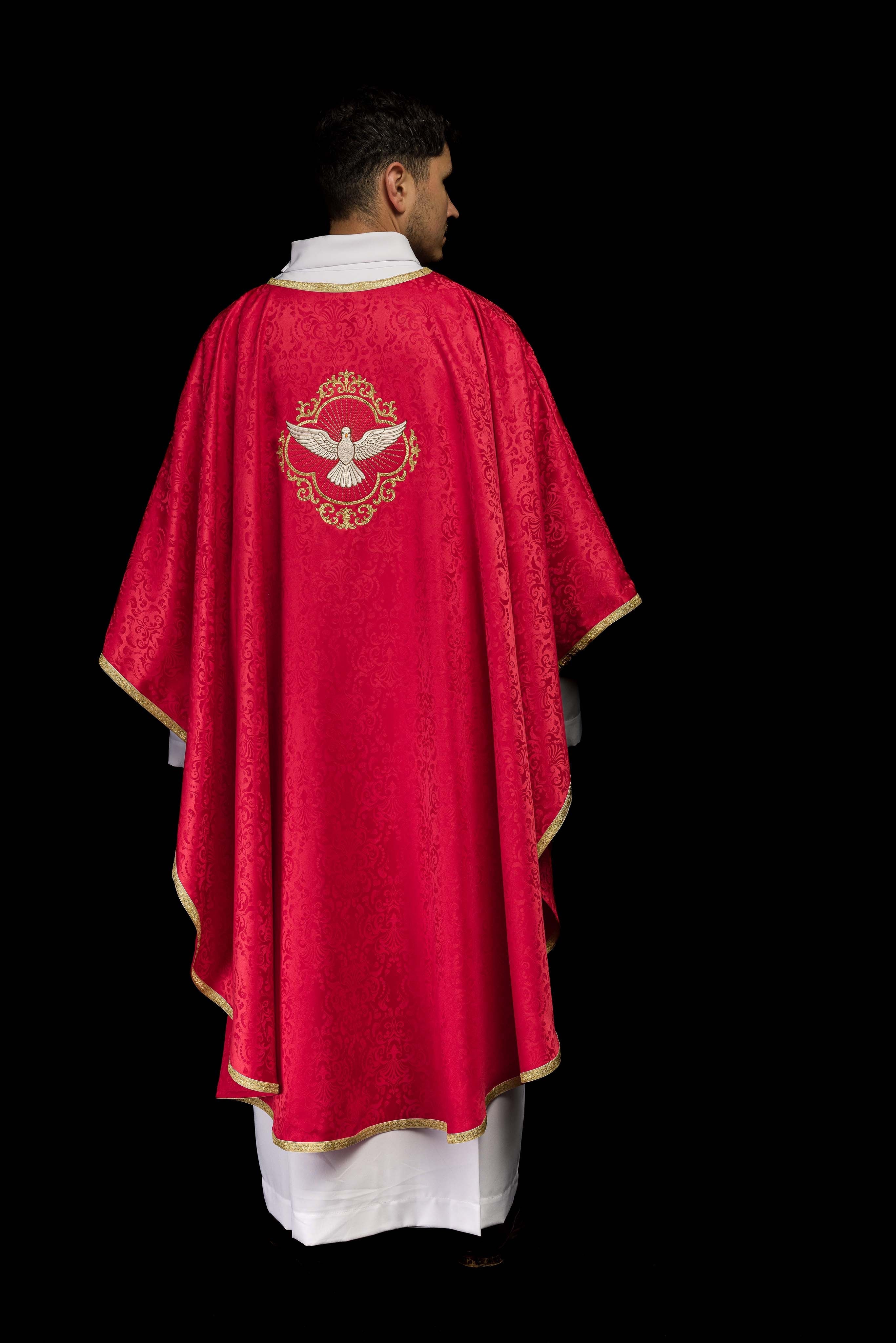 Casula bordada com Espírito Santo em tecido jacquard