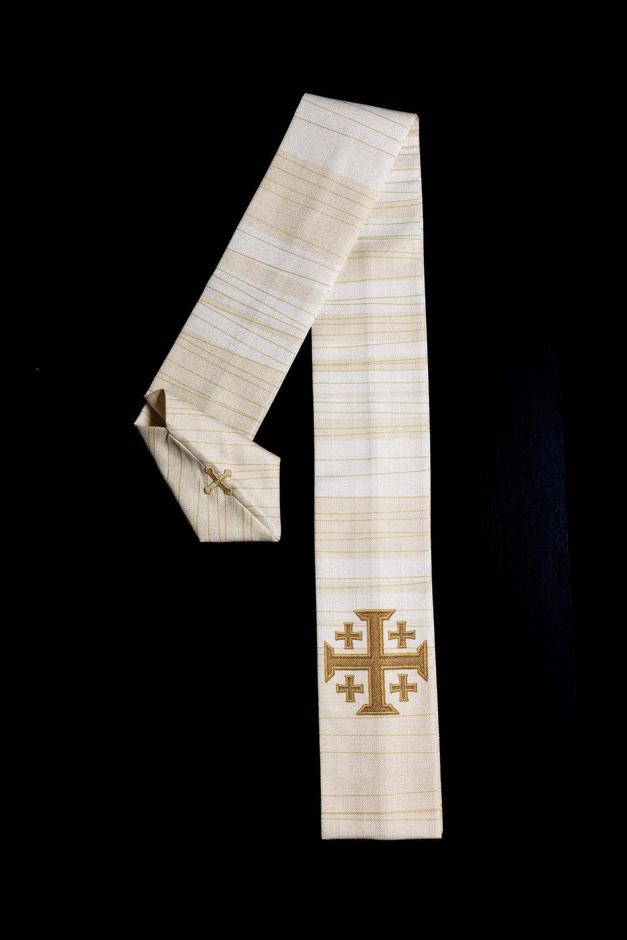Casula estampada com Cruz de Jerusalém creme
