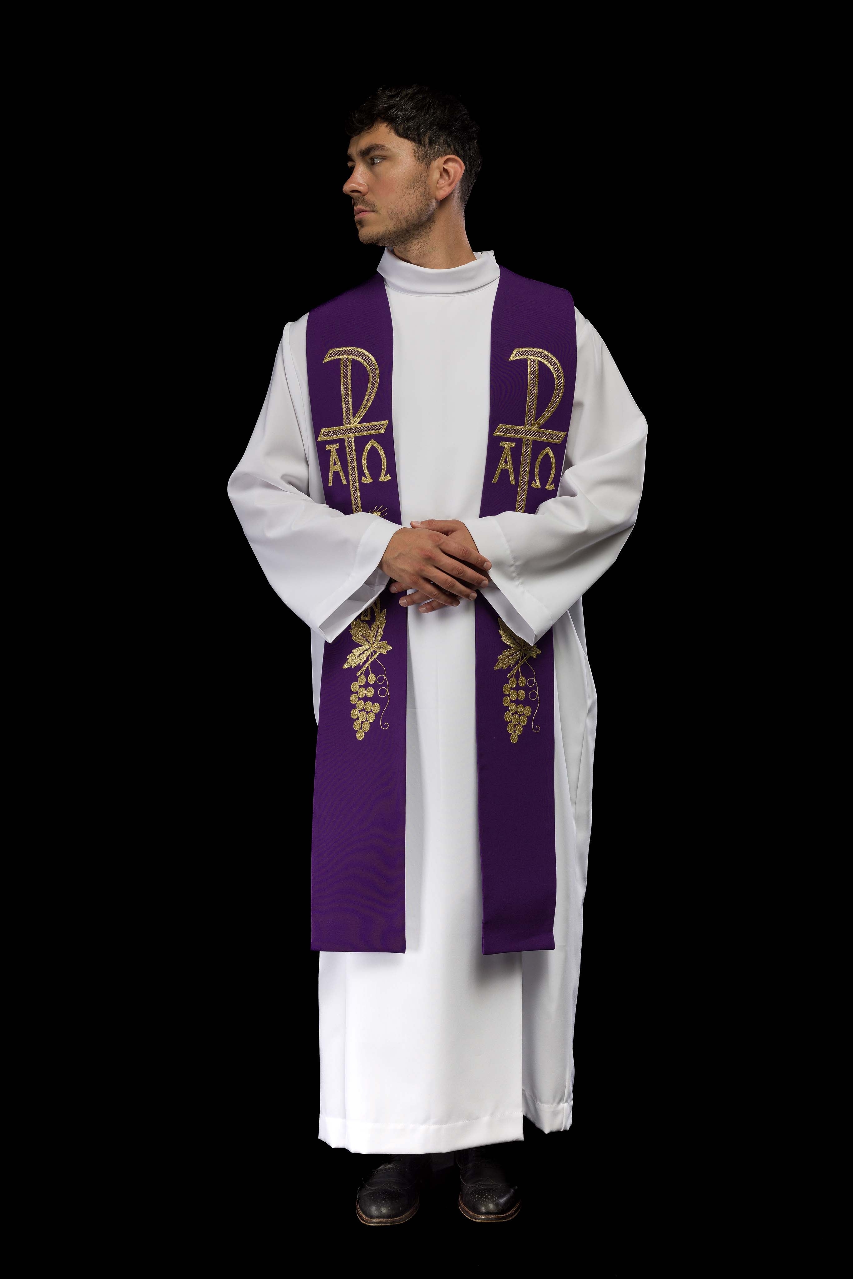 Estola sacerdotal roxa bordada Alfa e Ômega