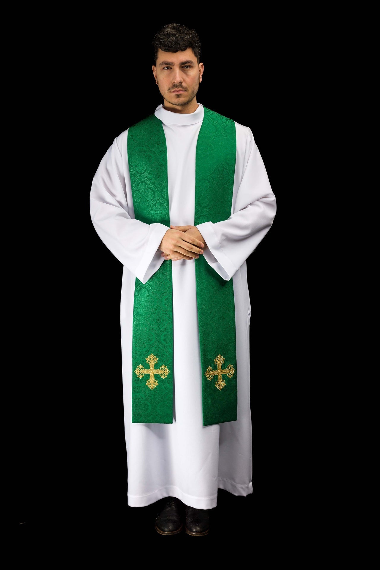 Estola bordada com motivo de Cruz, verde, em tecido jacquard - chasubles.com.br