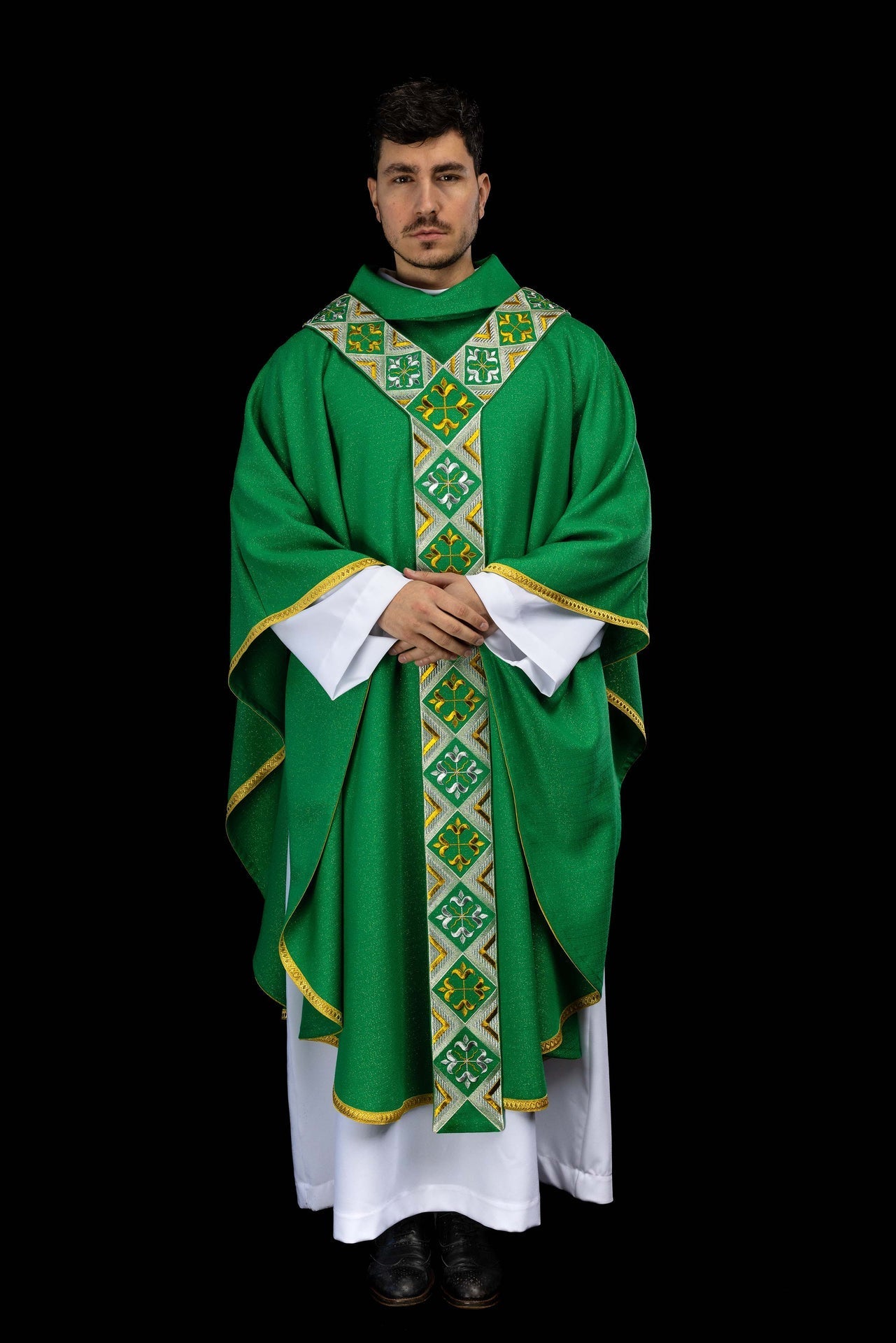 Conjunto de Casula Verde com Faixa Bordada