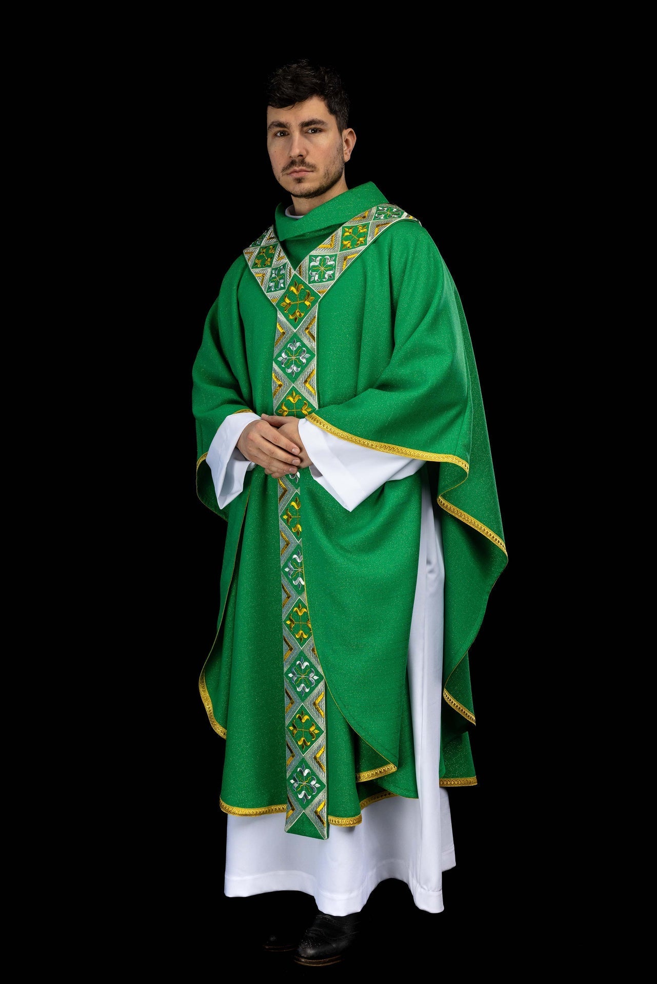 Conjunto de Casula Verde com Faixa Bordada