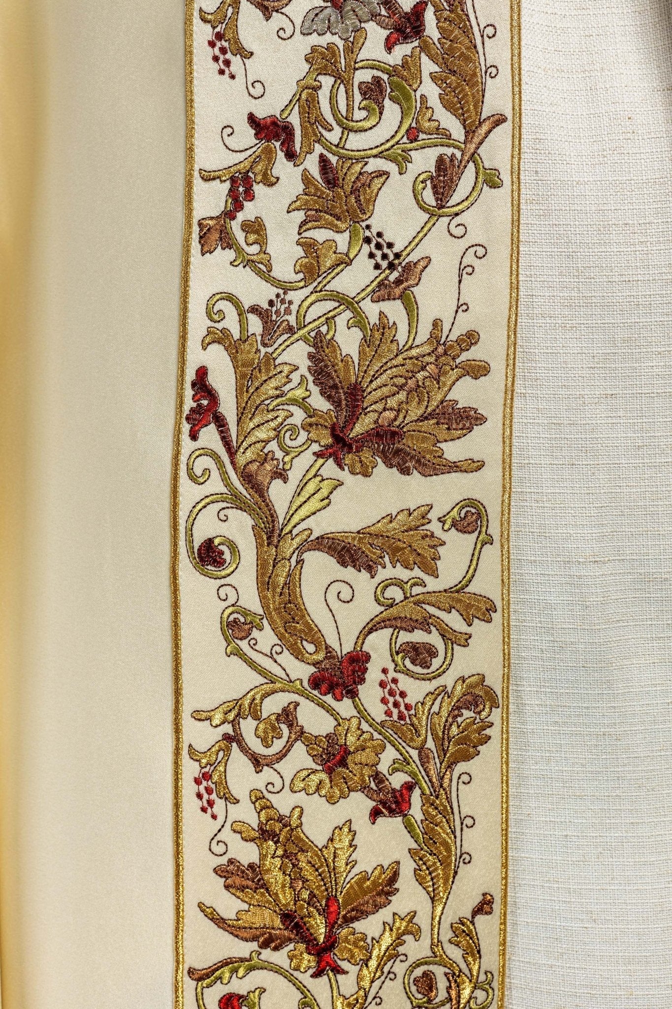 Capa de asperges eucarística com monograma PAX creme