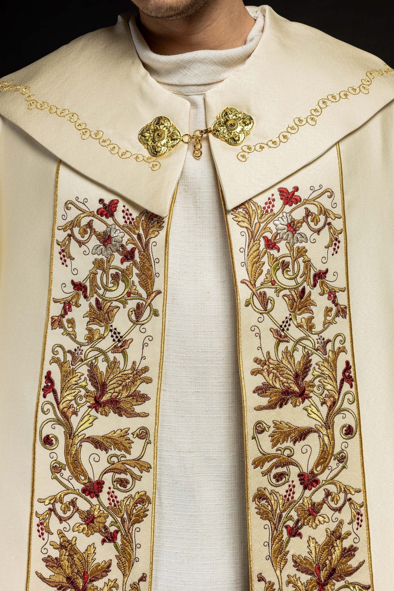 Capa de asperges eucarística com monograma PAX creme