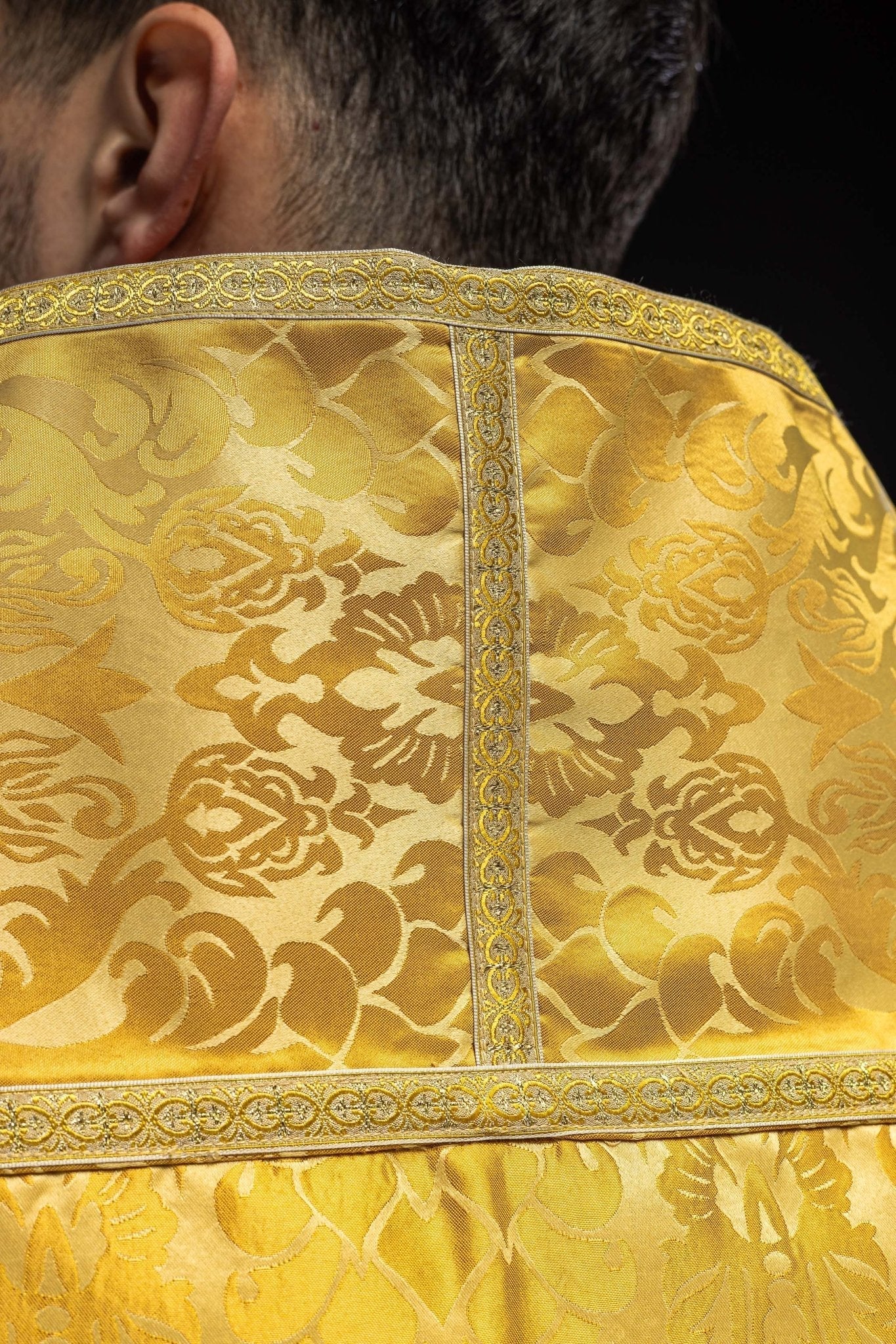 Capa de asperges romana lisa em jacquard